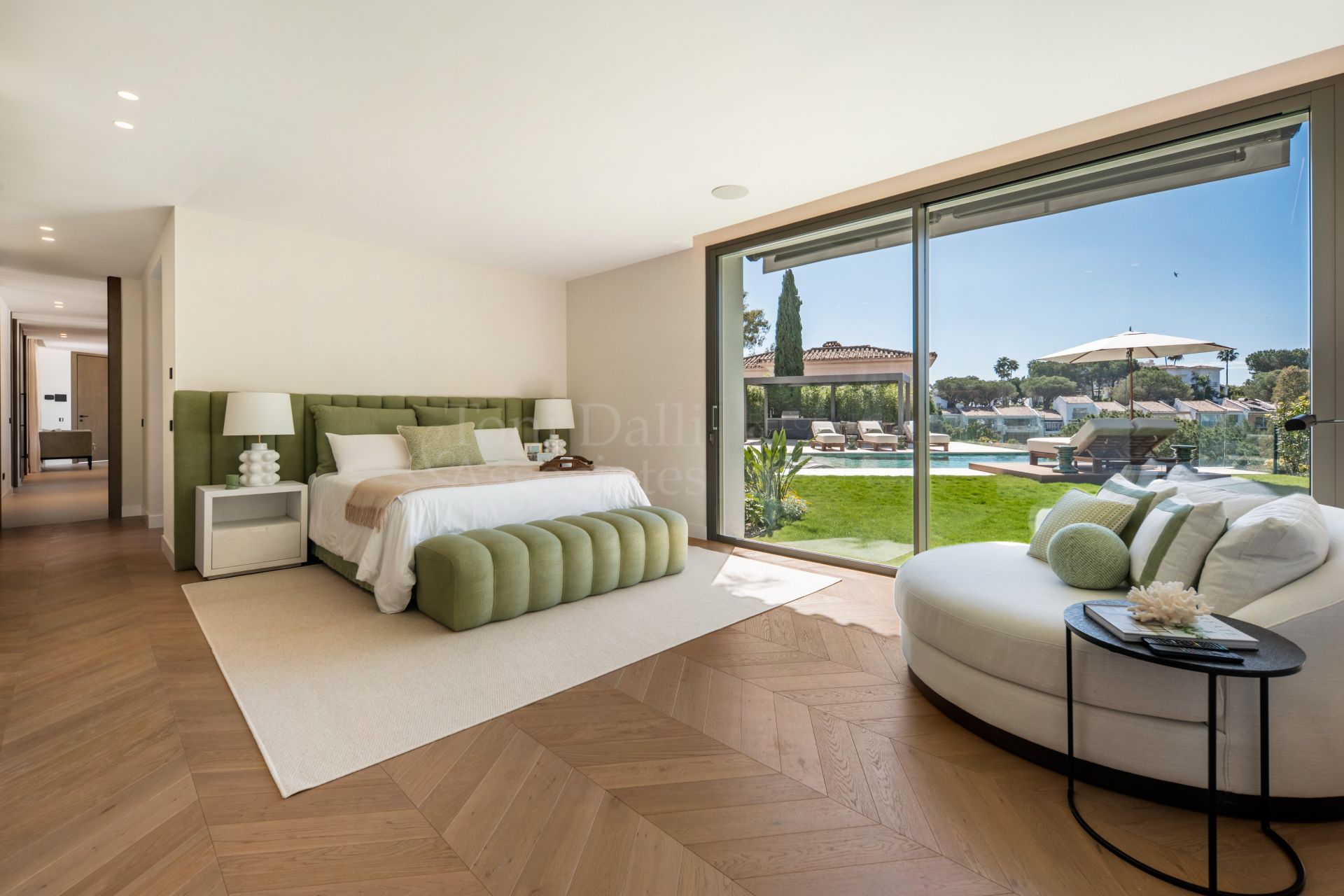 Villa in El Herrojo, Benahavis