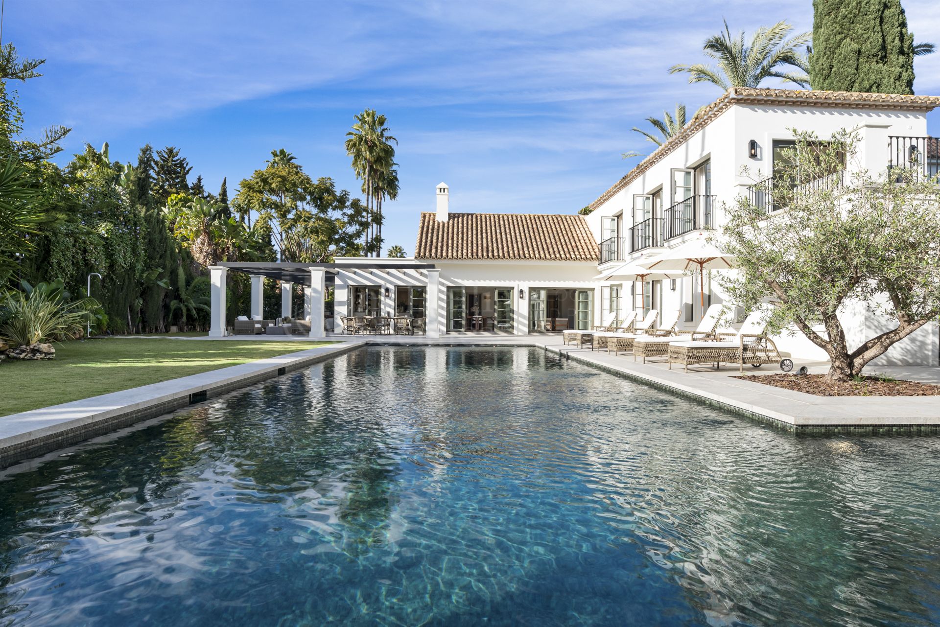 Villa in Nueva Andalucia, Marbella