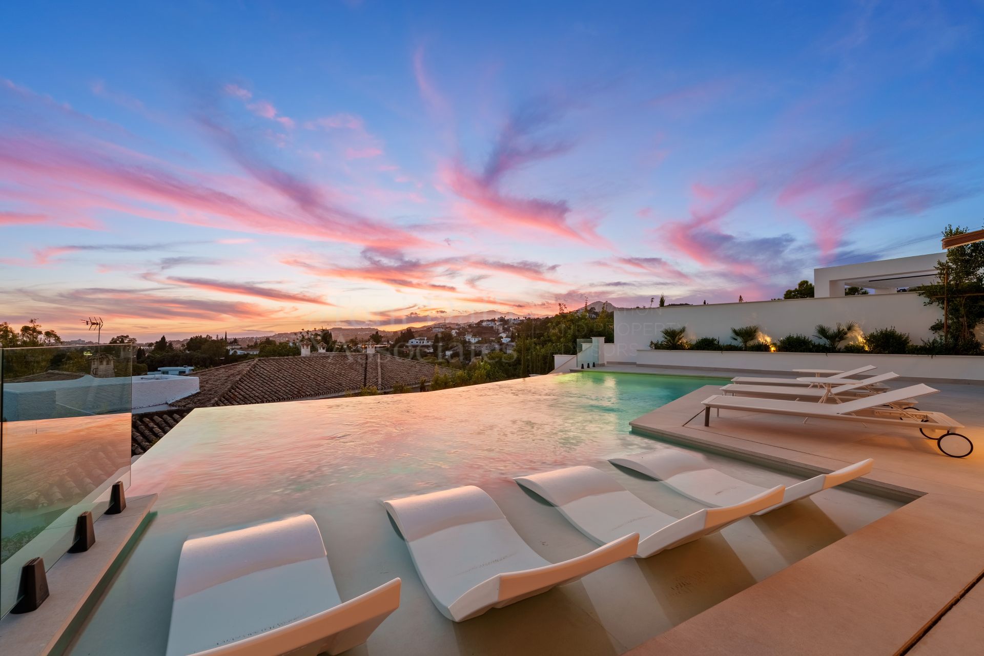 Villa in Benahavis