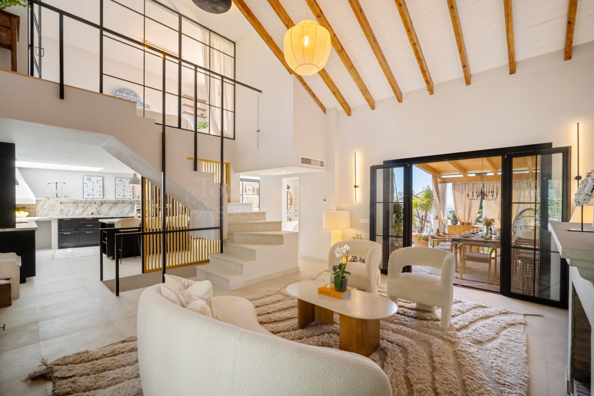 Town House in Marbella Hill Club, Marbella