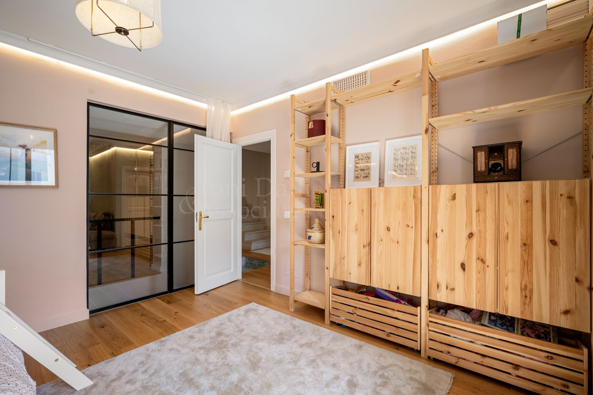 Town House in Marbella Hill Club, Marbella