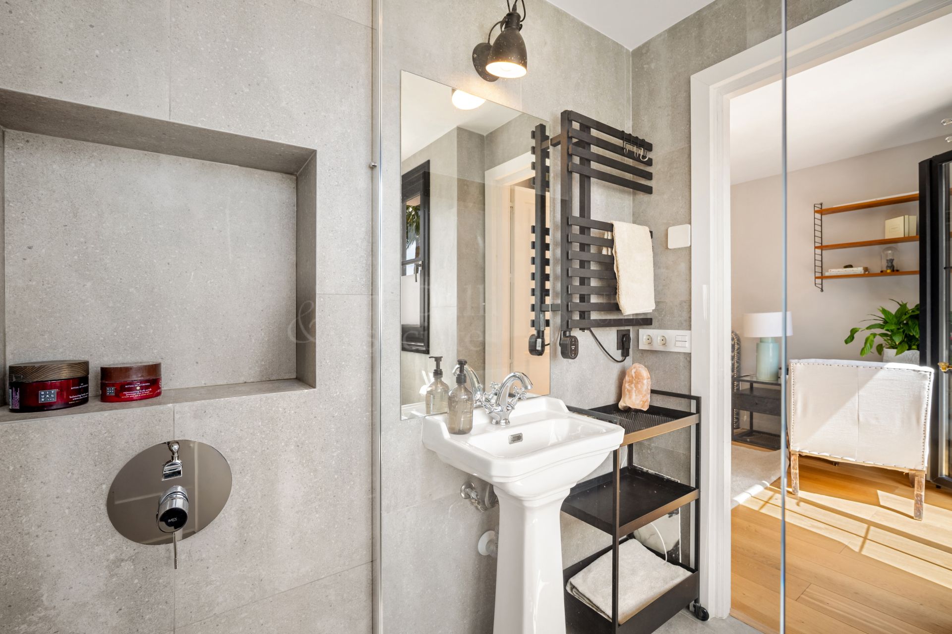 Town House in Marbella Hill Club, Marbella