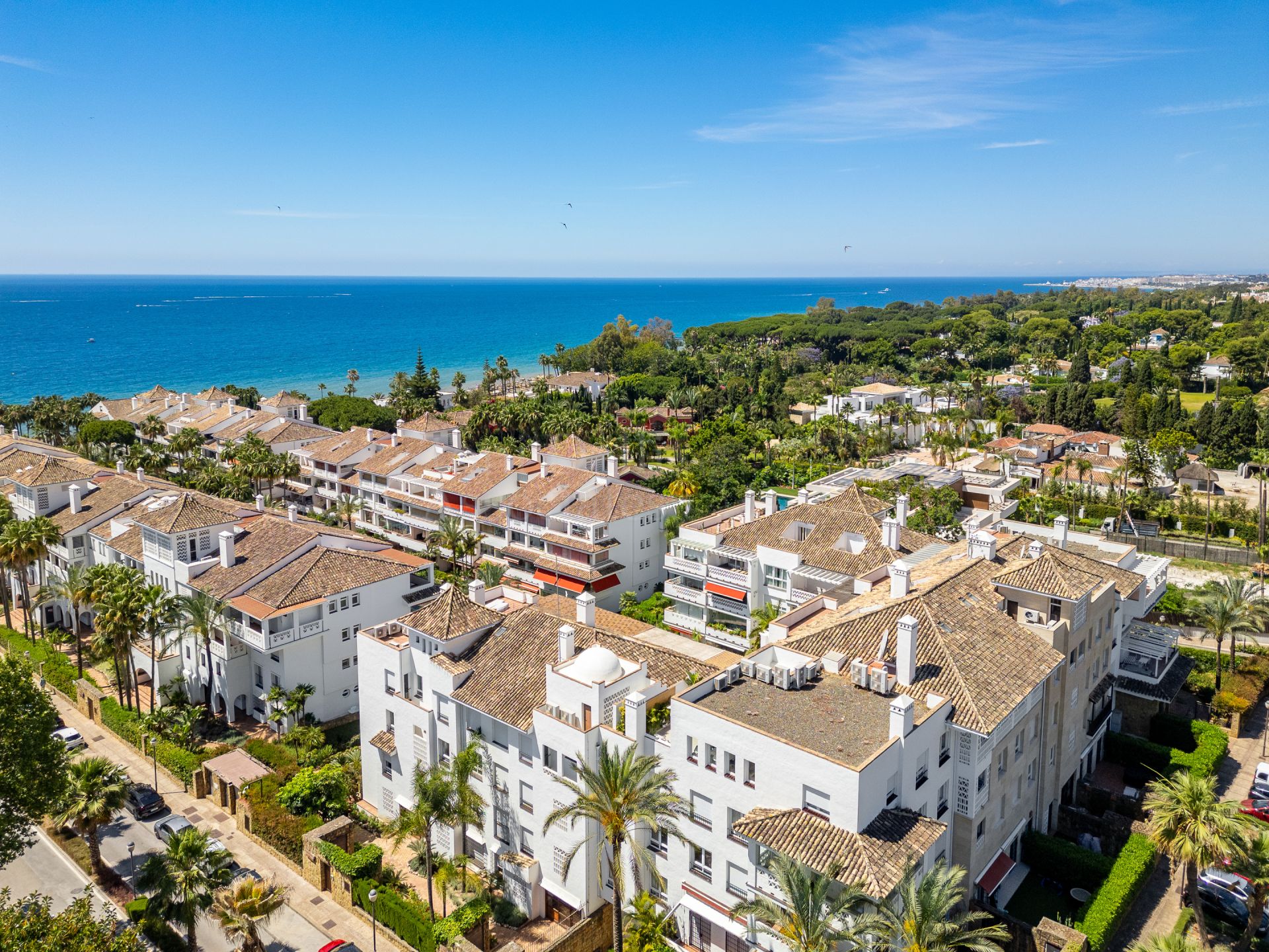 Penthouse in Las Cañas Beach, Marbella