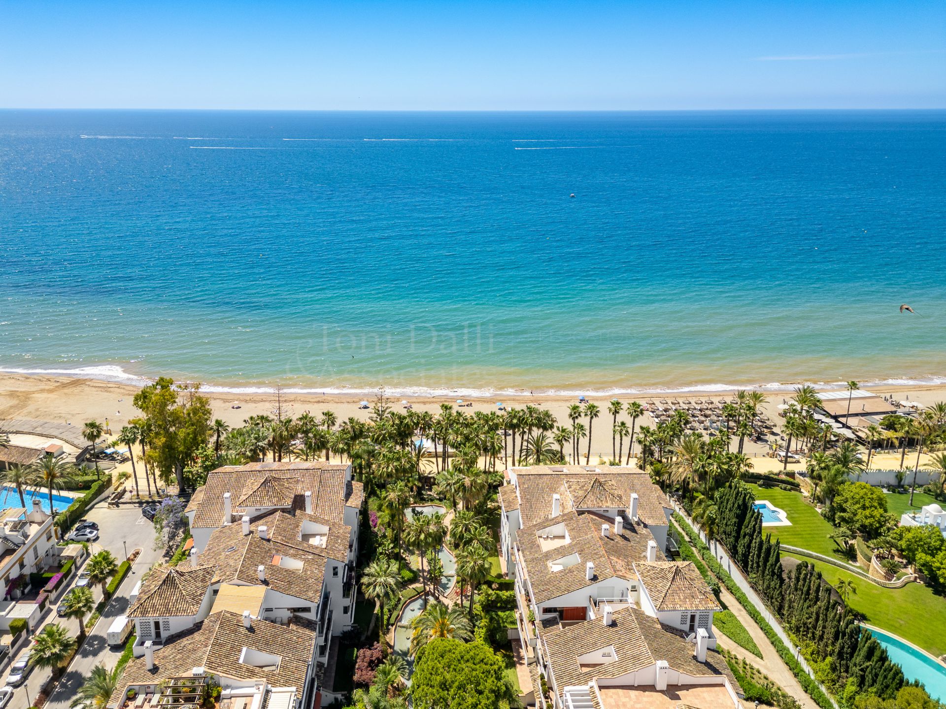 Penthouse in Las Cañas Beach, Marbella