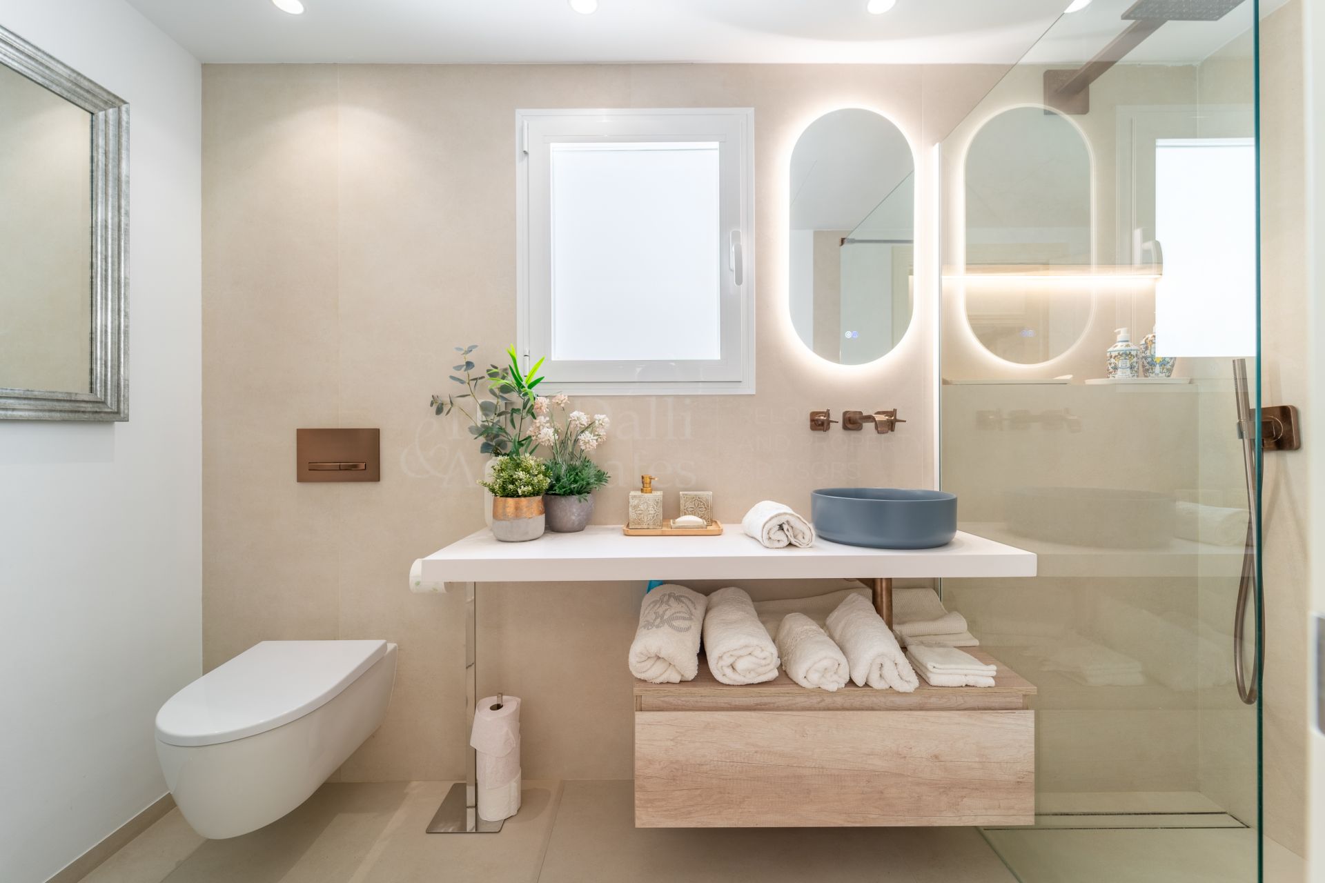 Penthouse in Las Cañas Beach, Marbella
