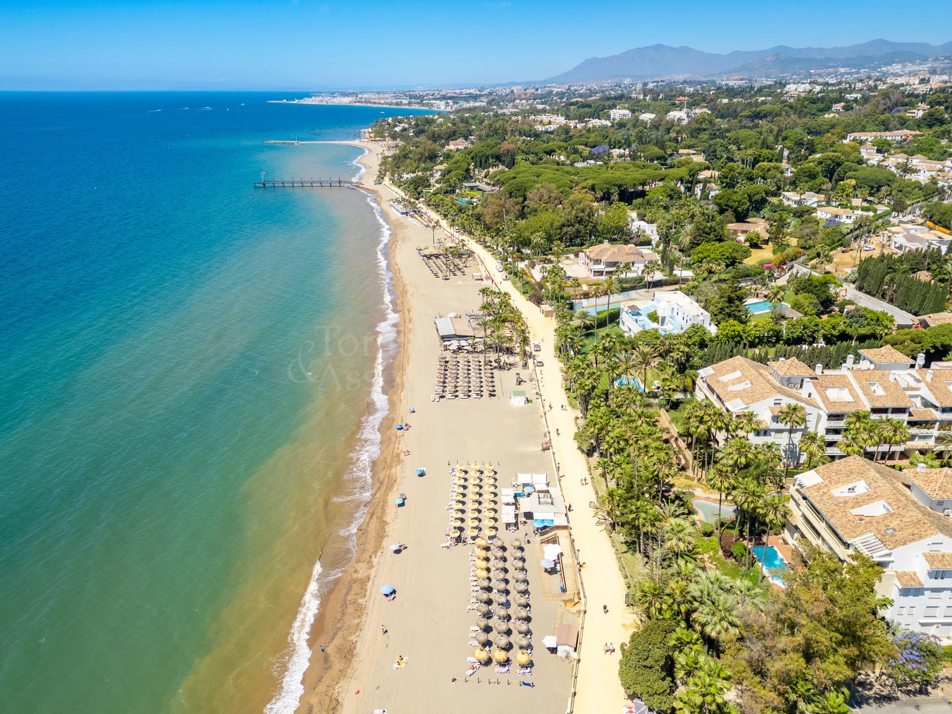 Penthouse in Las Cañas Beach, Marbella
