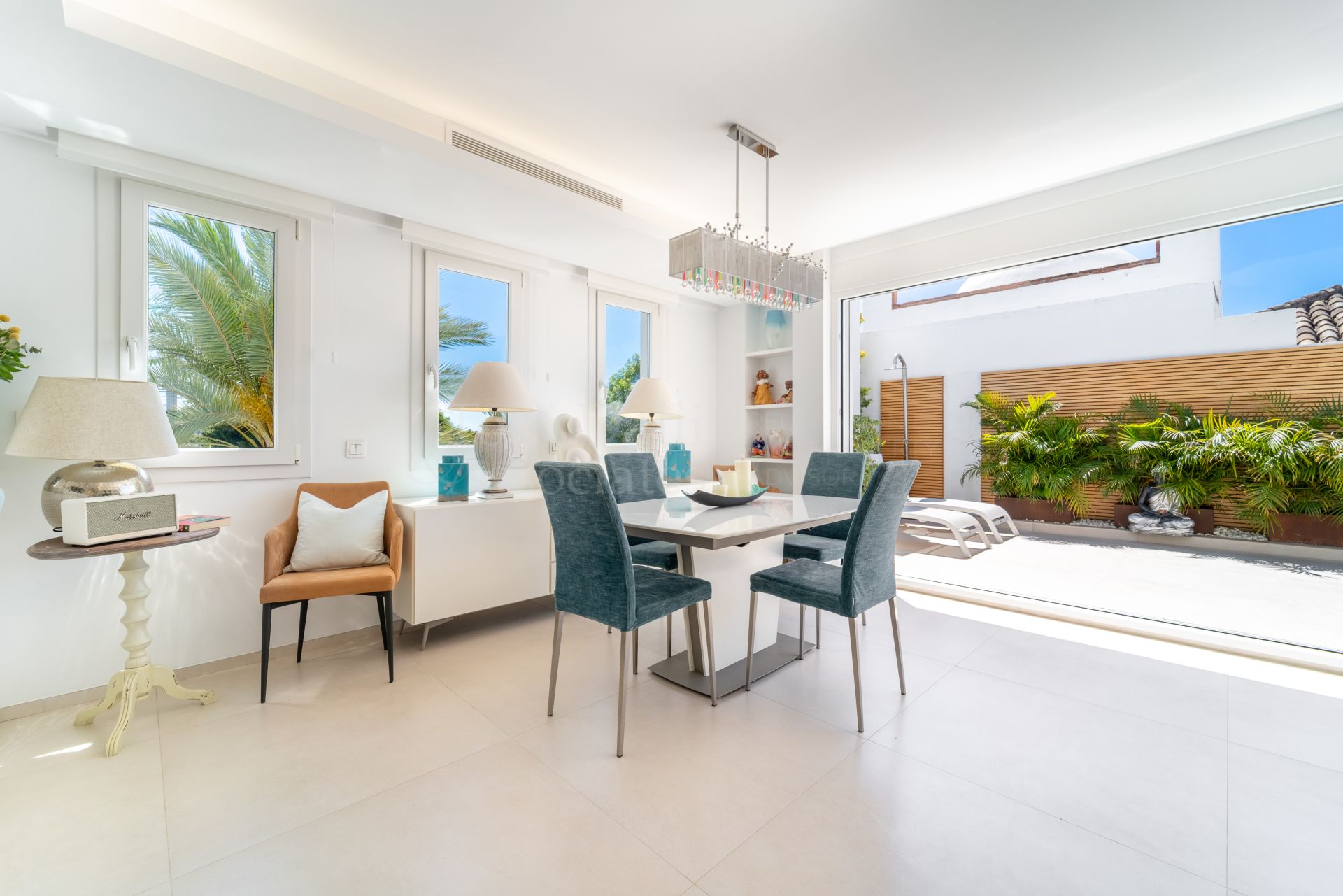 Penthouse in Las Cañas Beach, Marbella