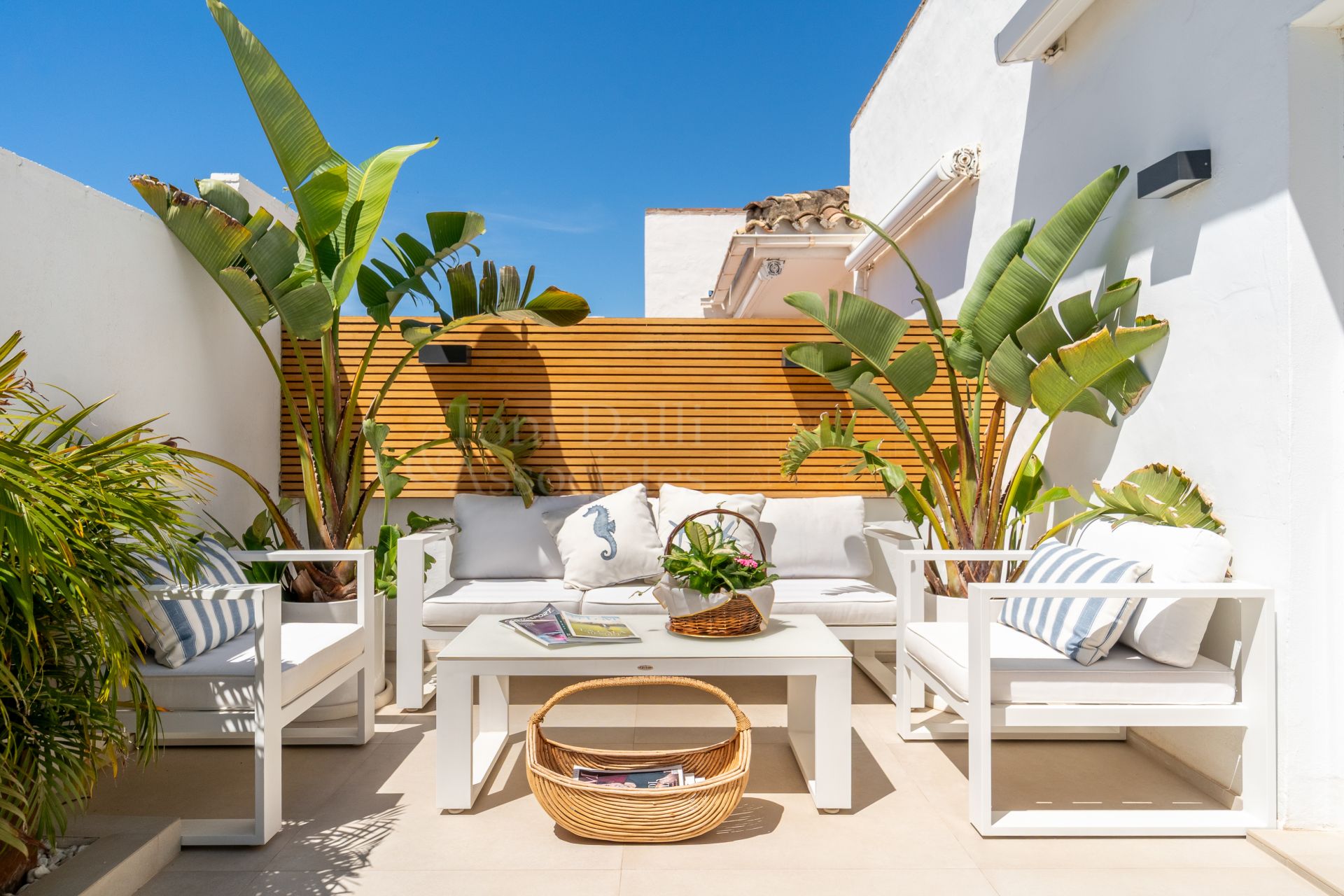 Penthouse in Las Cañas Beach, Marbella