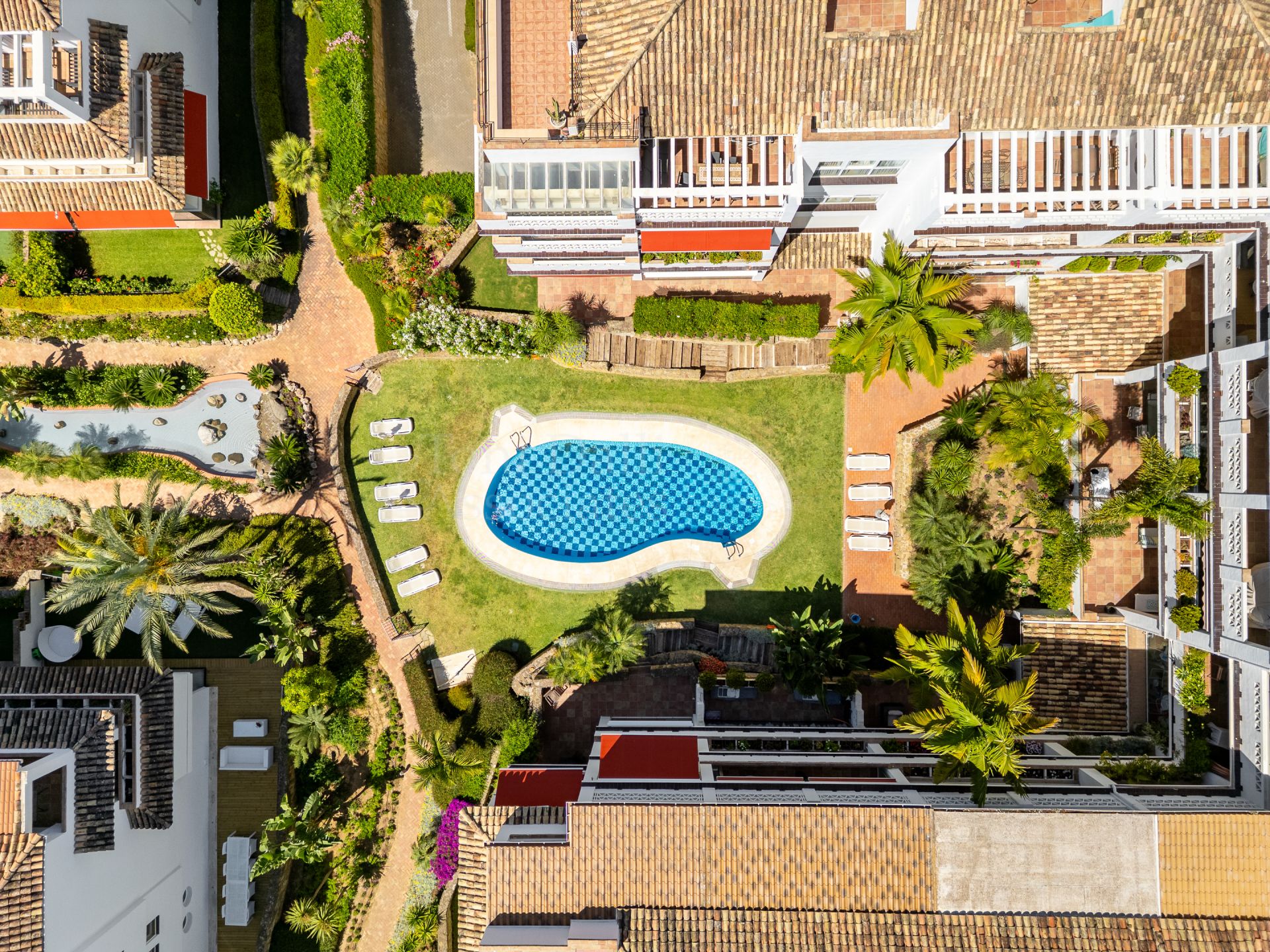 Penthouse in Las Cañas Beach, Marbella