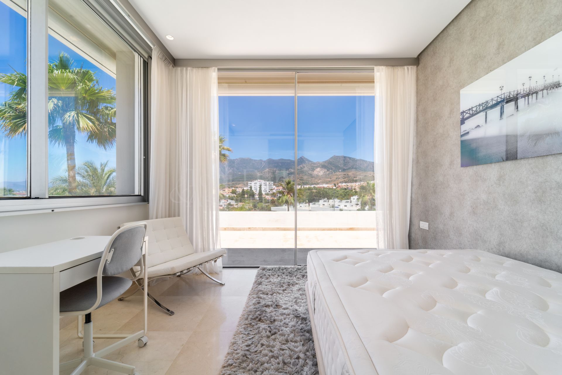 Villa in La Finca de Marbella, Marbella