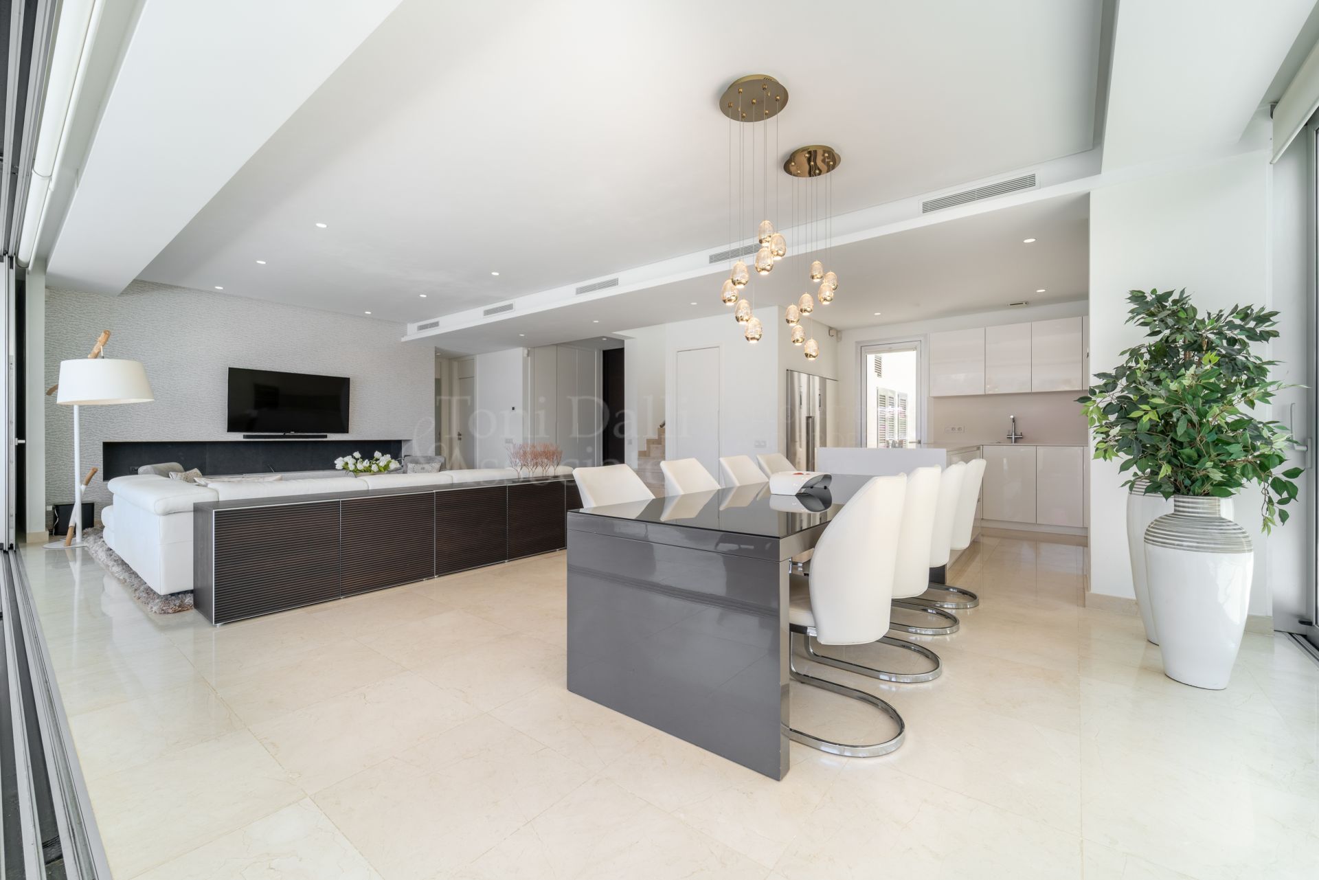 Villa in La Finca de Marbella, Marbella