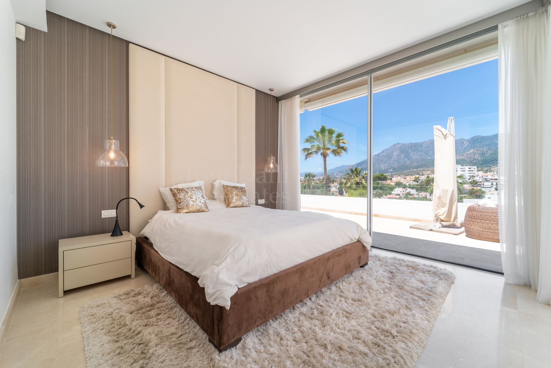 Villa in La Finca de Marbella, Marbella