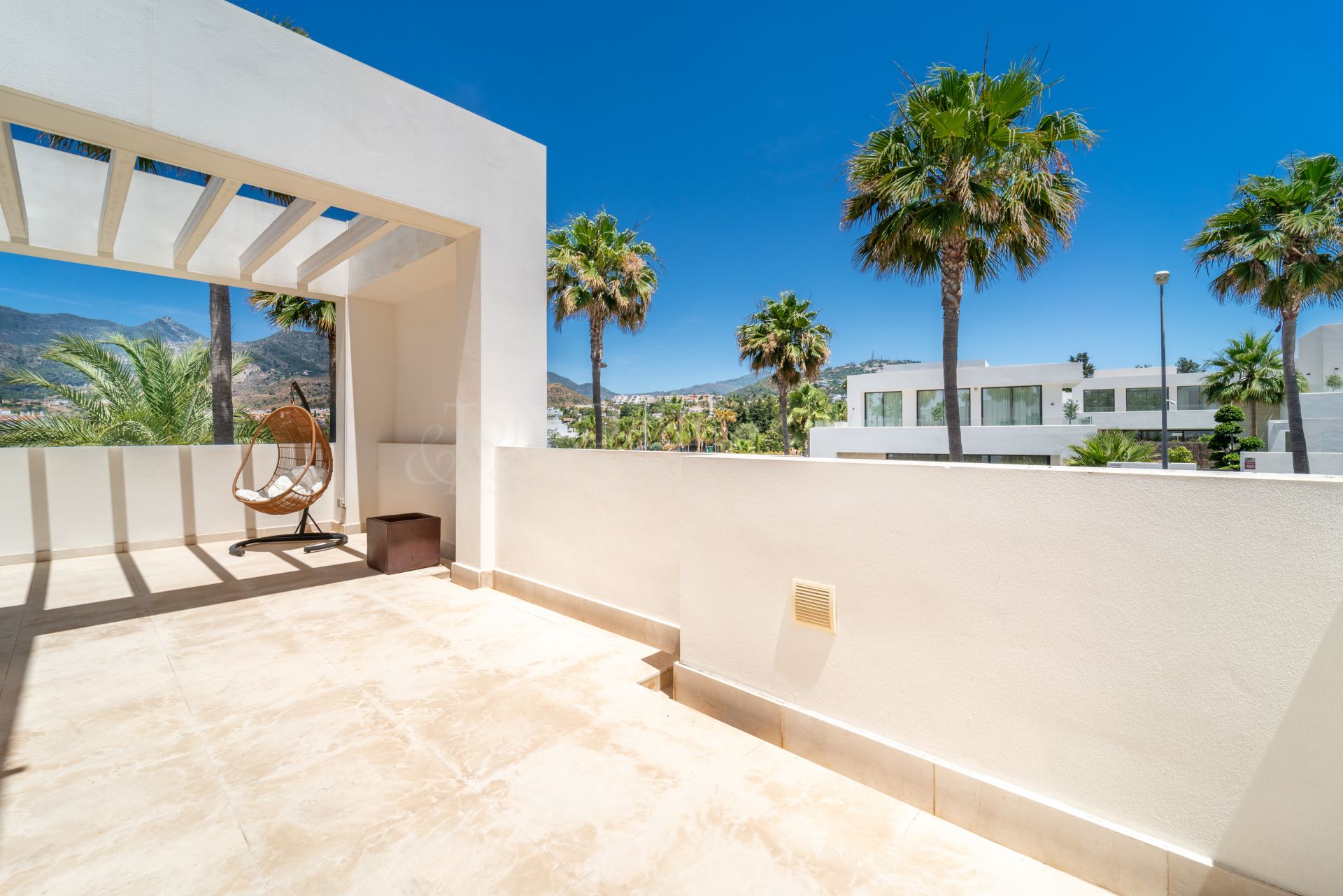 Villa in La Finca de Marbella, Marbella
