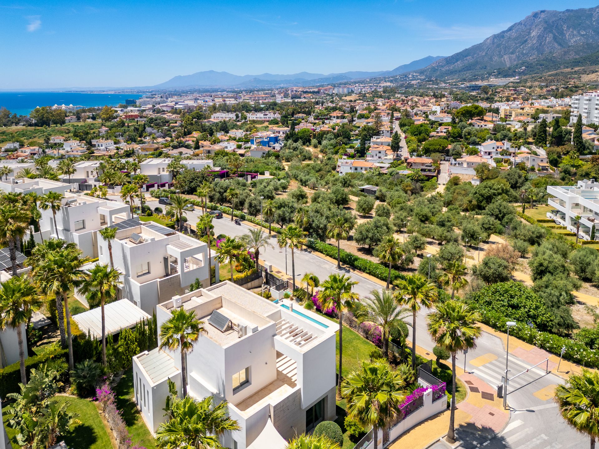 Villa in La Finca de Marbella, Marbella