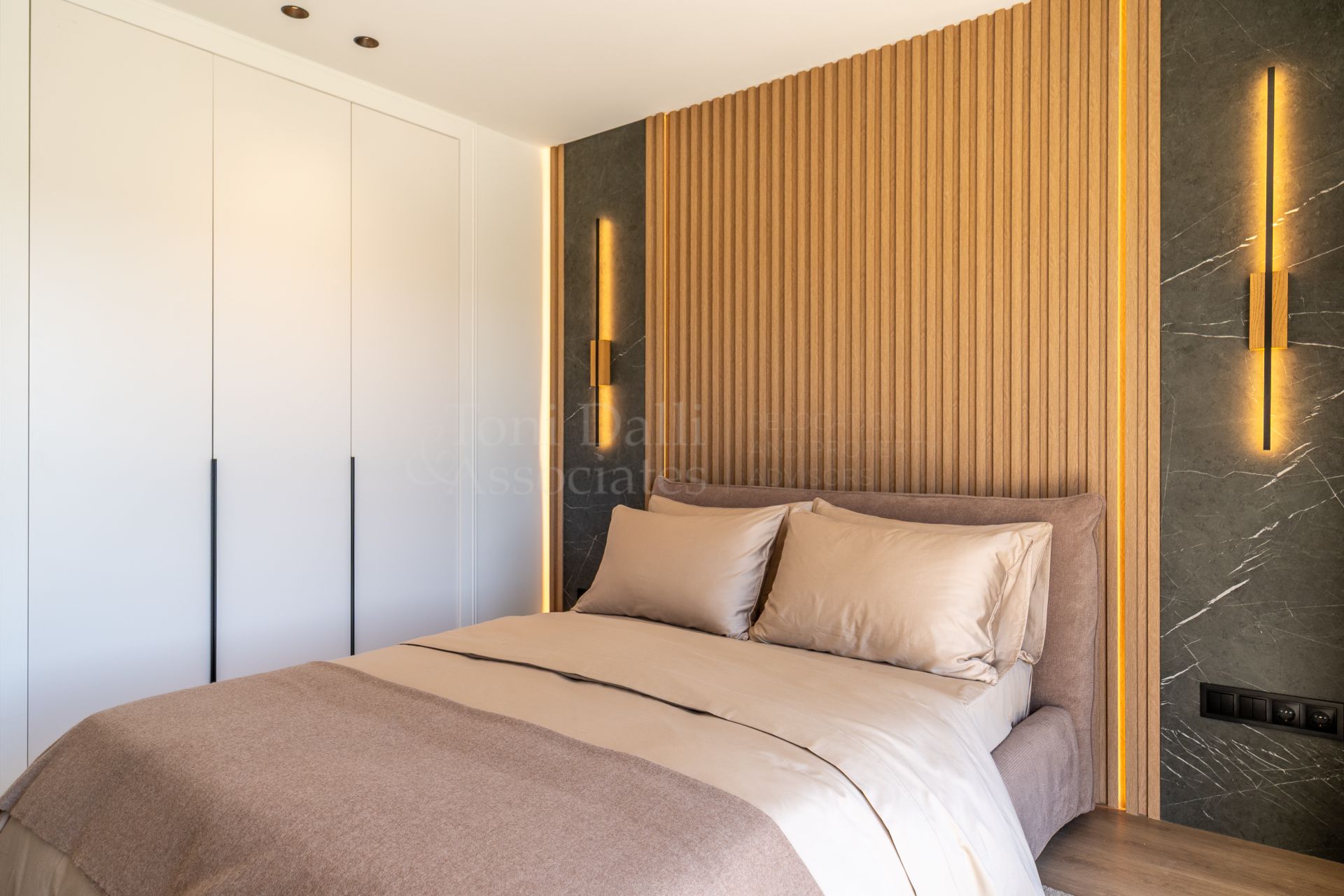 Town House in Monte Halcones, Benahavis