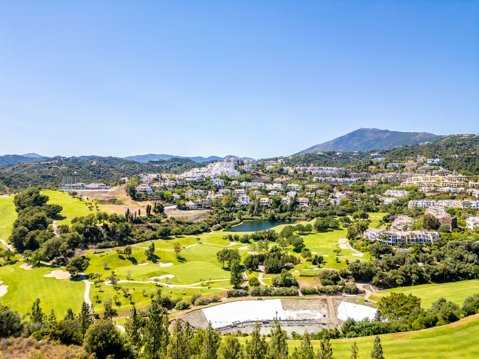 Town House in Monte Halcones, Benahavis