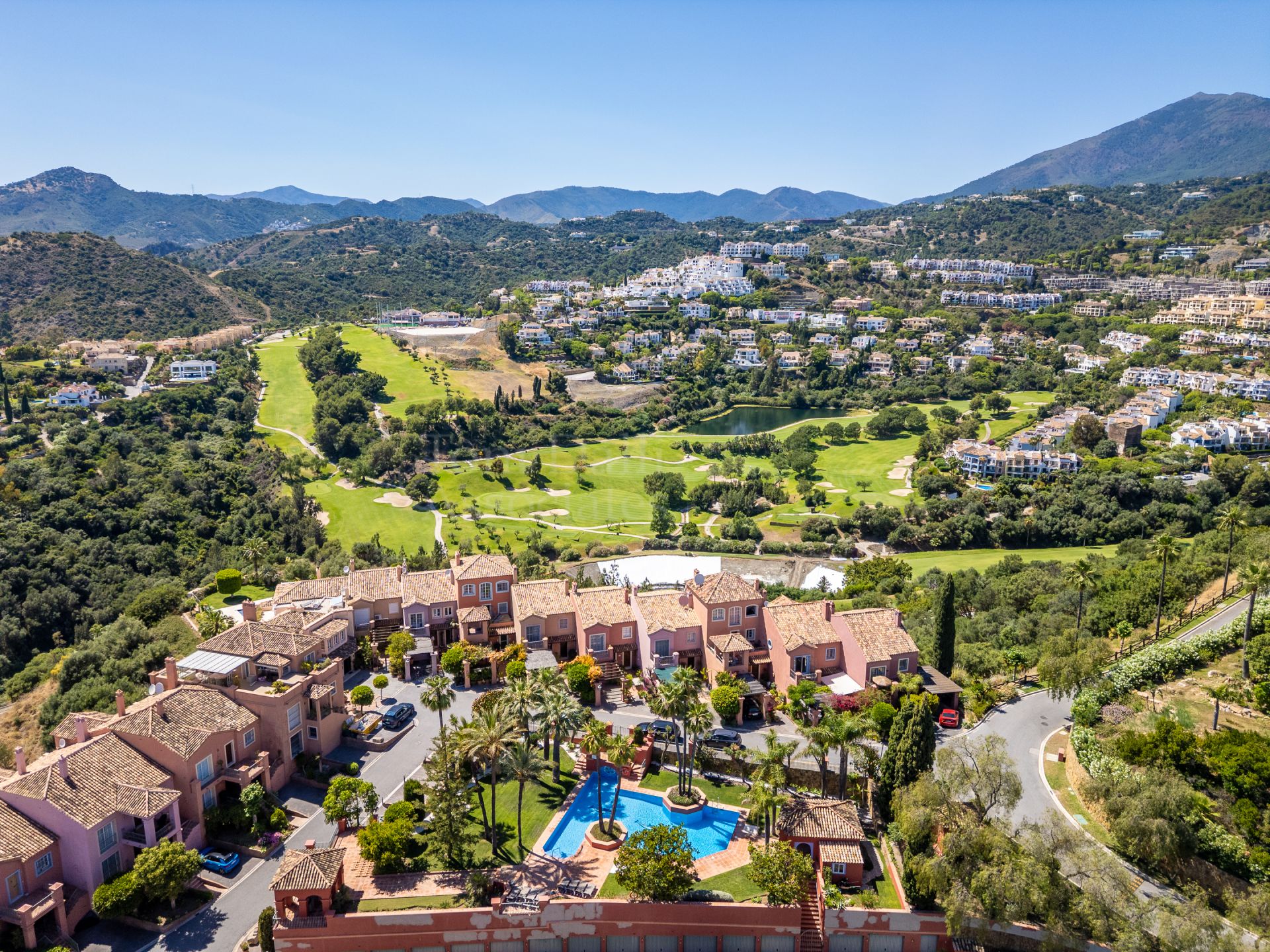 Town House in Monte Halcones, Benahavis