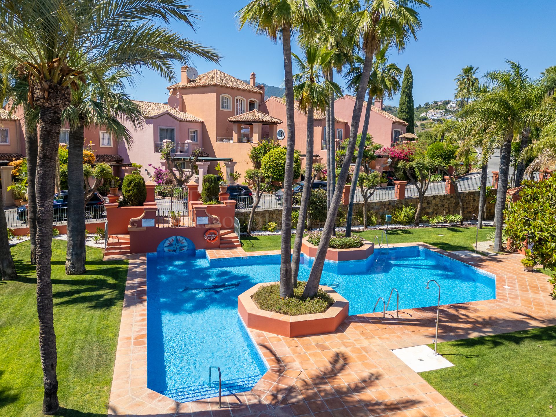 Town House in Monte Halcones, Benahavis