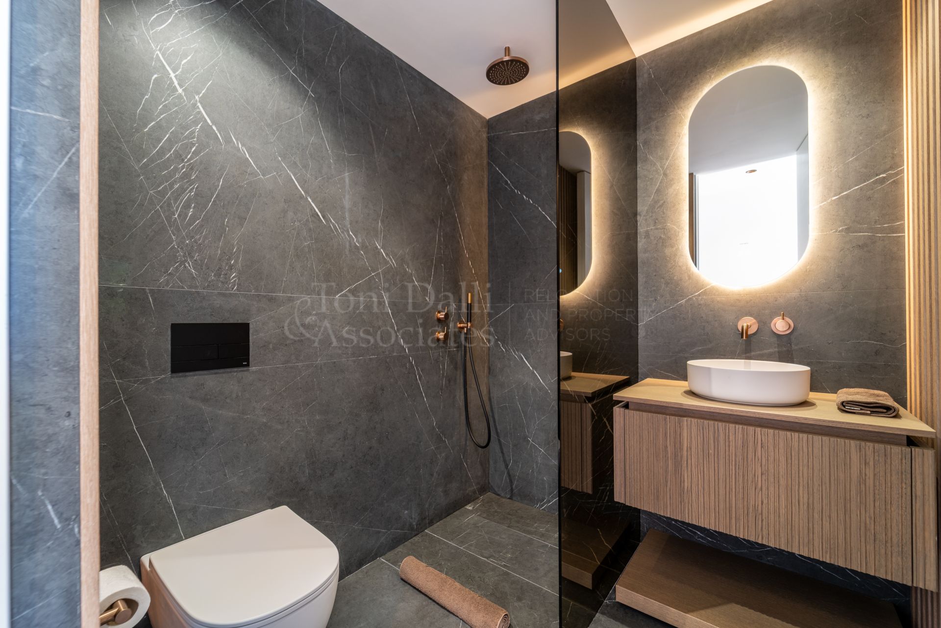Town House in Monte Halcones, Benahavis