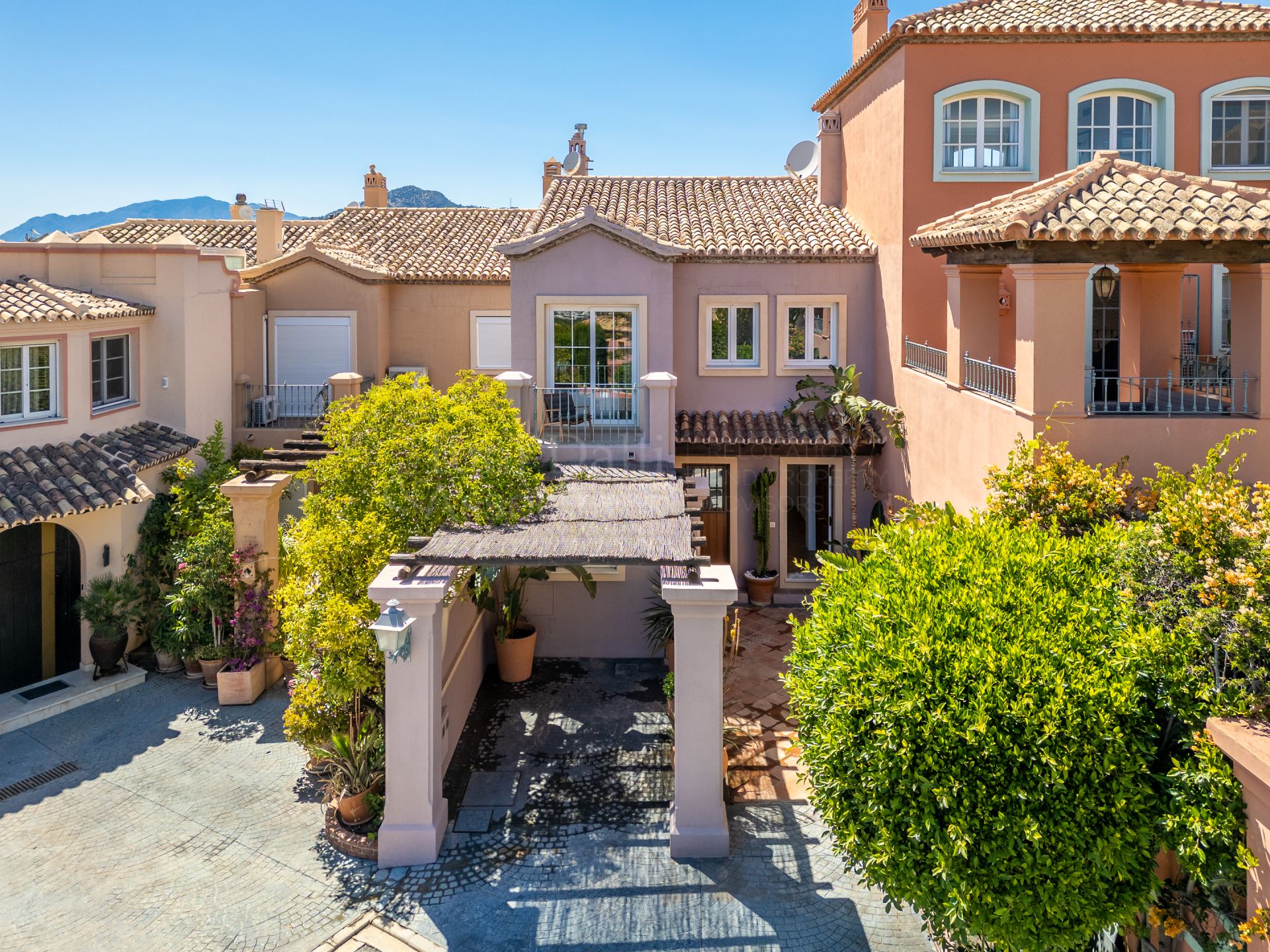Town House in Monte Halcones, Benahavis