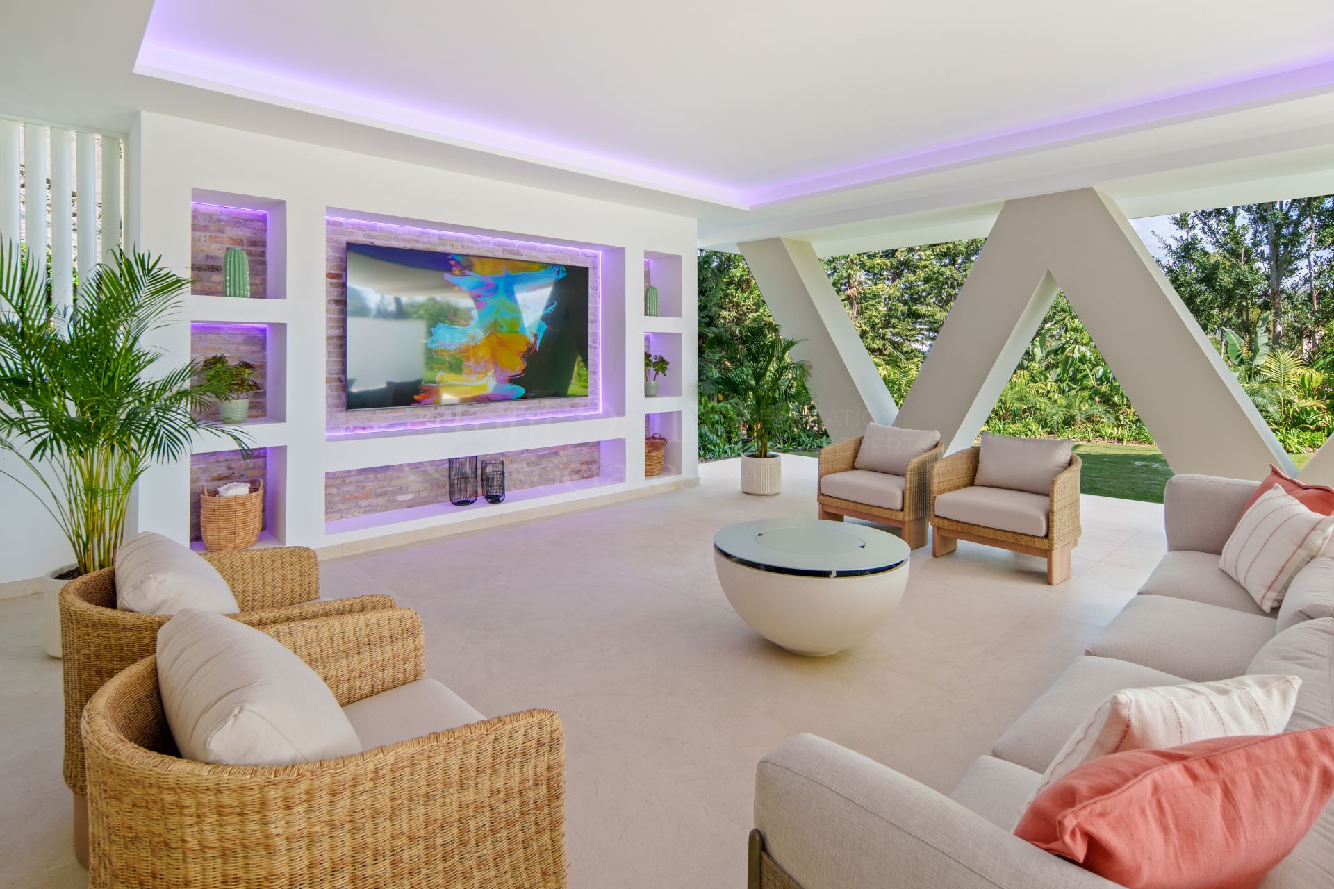 Villa in Nueva Andalucia, Marbella