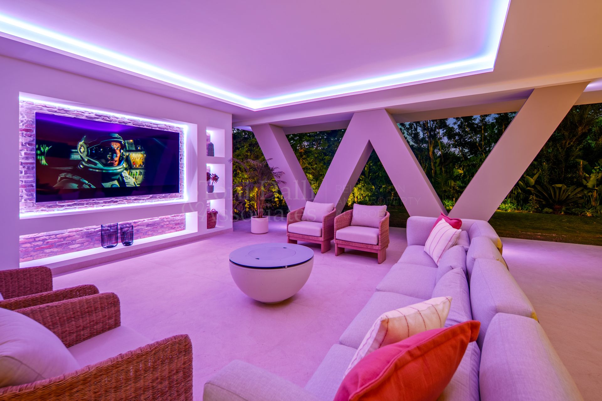 Villa in Nueva Andalucia, Marbella