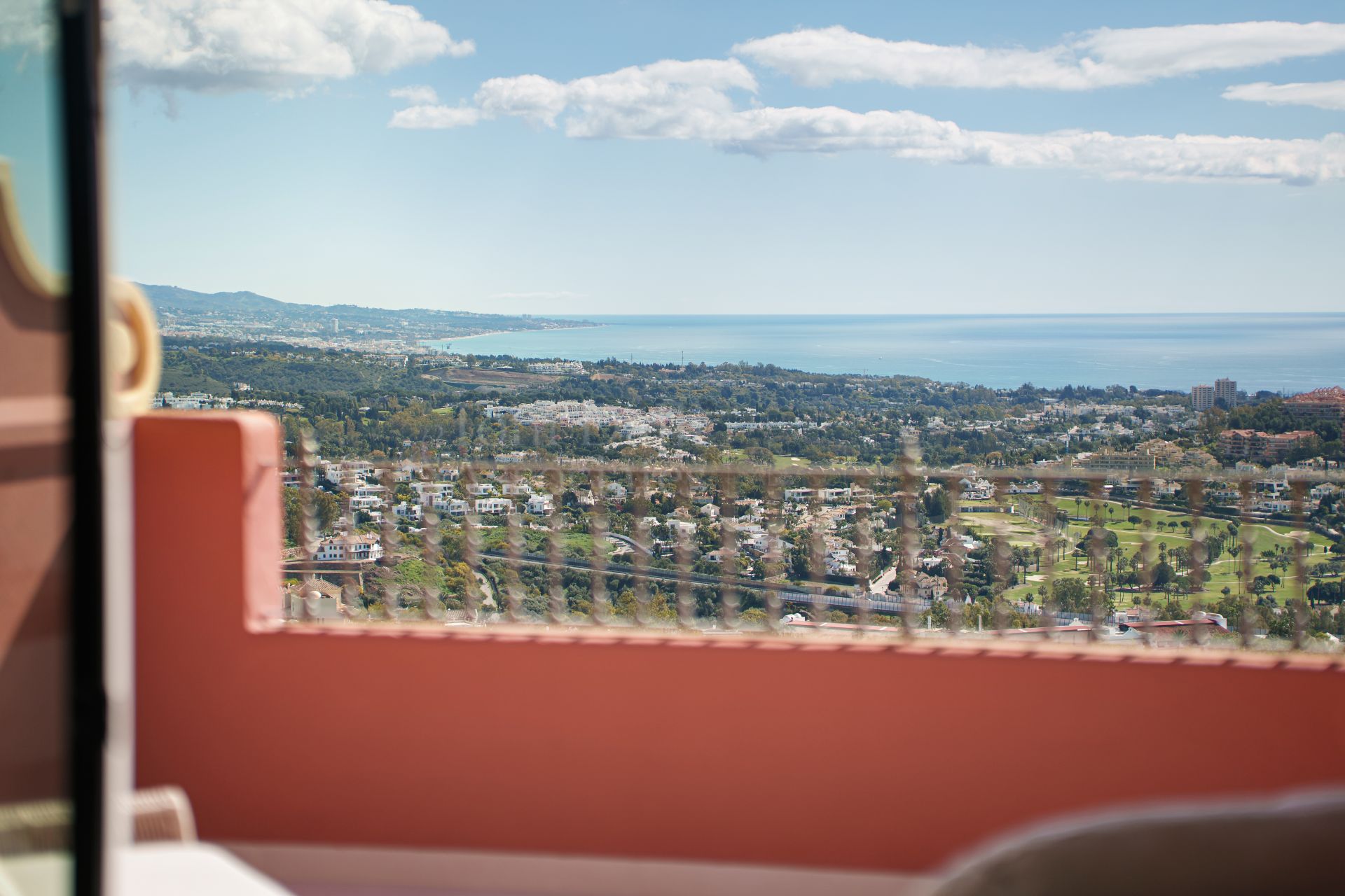 Duplex in Monte Halcones, Benahavis