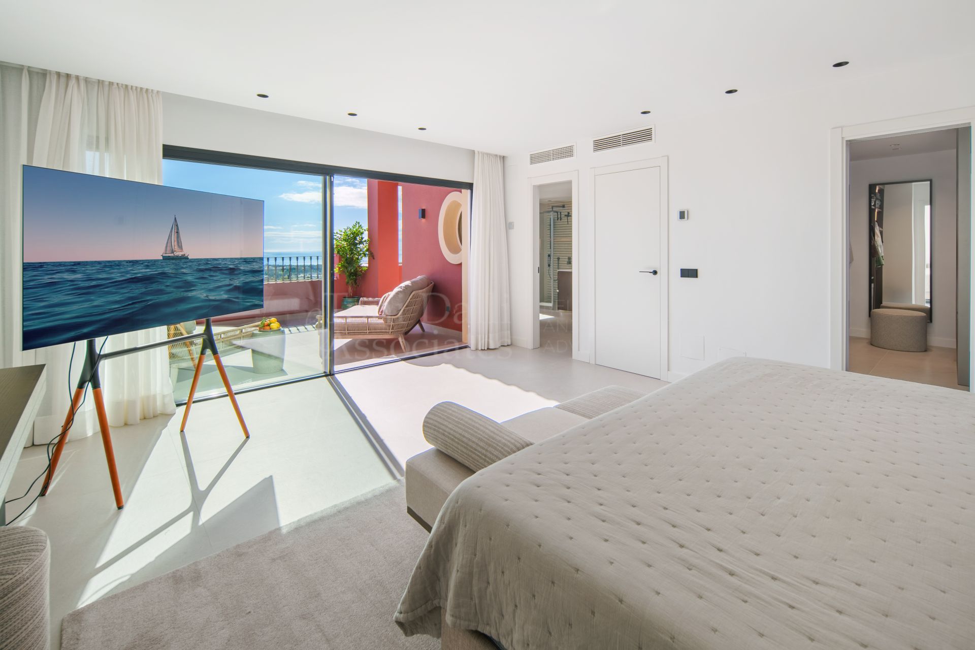 Duplex in Monte Halcones, Benahavis