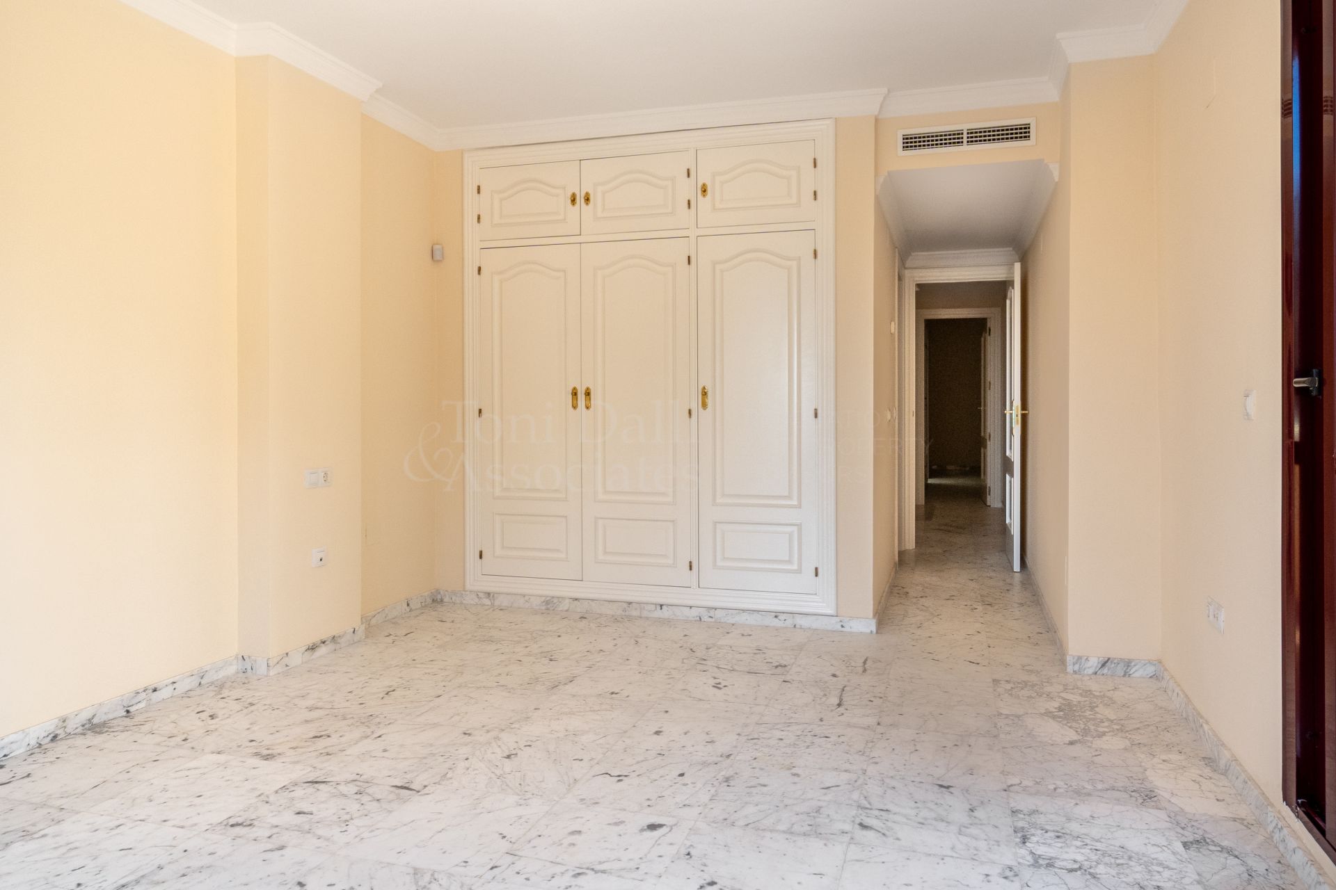 Semi Detached House in Corona de Nagüeles, Marbella