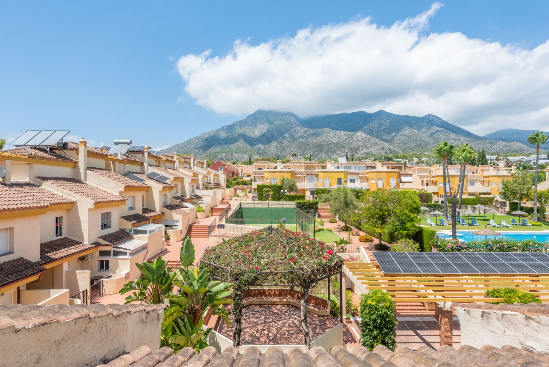 Semi Detached House in Corona de Nagüeles, Marbella