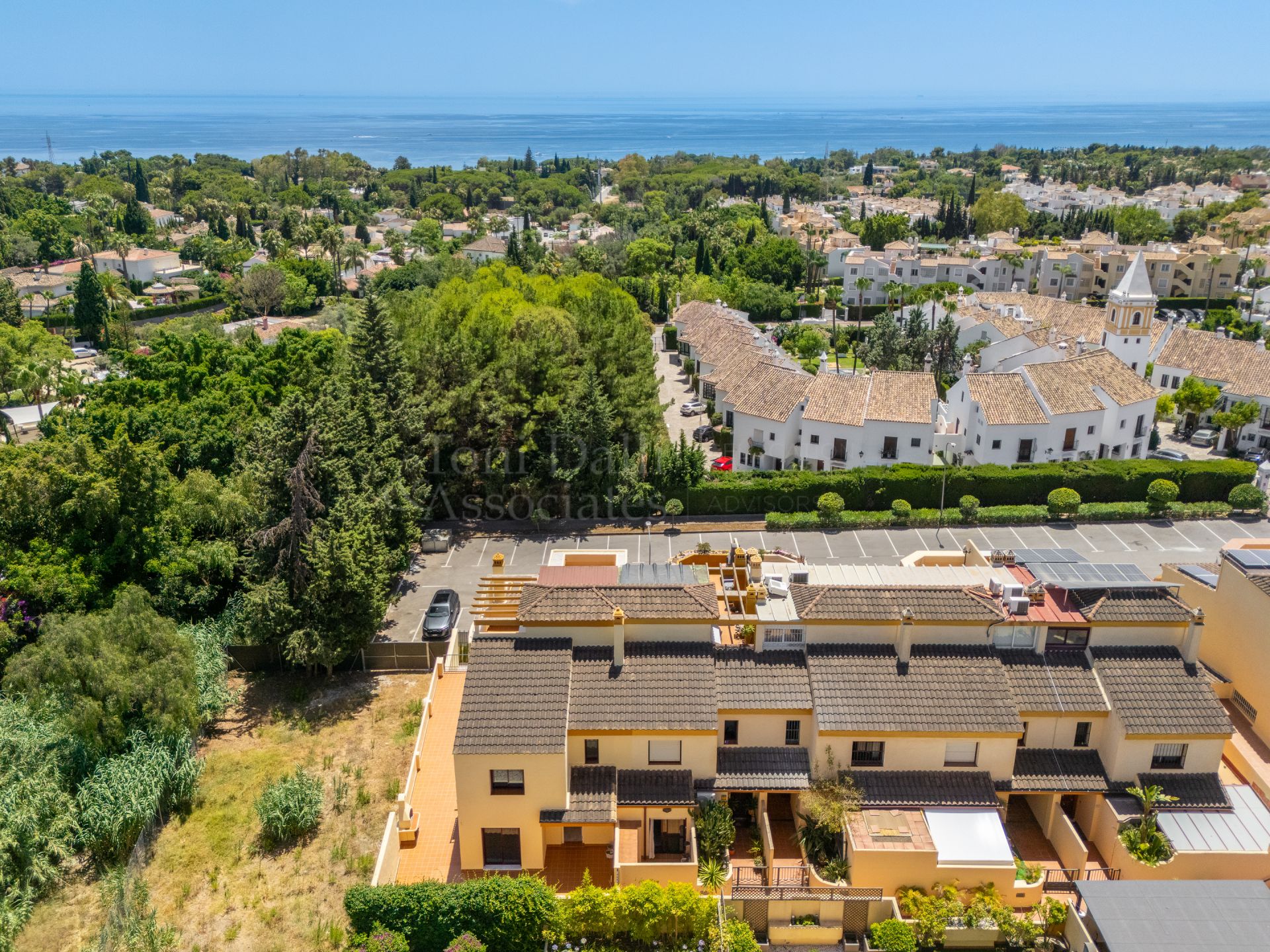 Semi Detached House in Corona de Nagüeles, Marbella