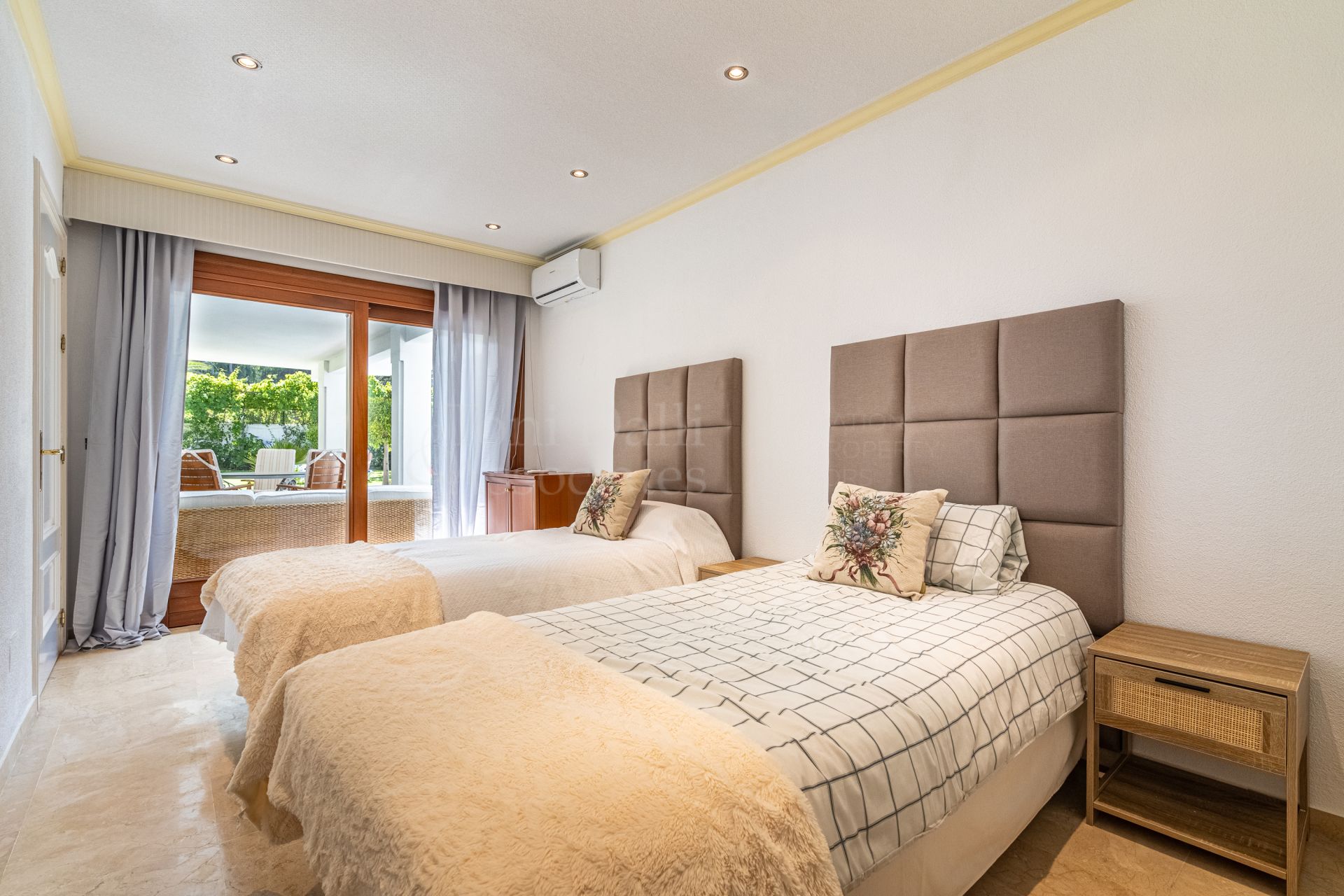 Villa in Cancelada, Estepona