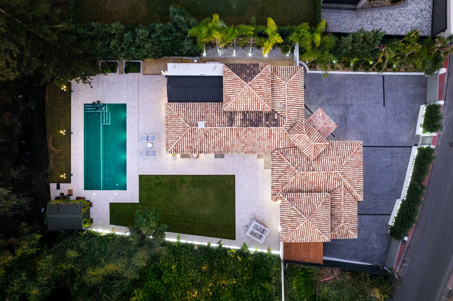 Villa in La Cerquilla, Marbella