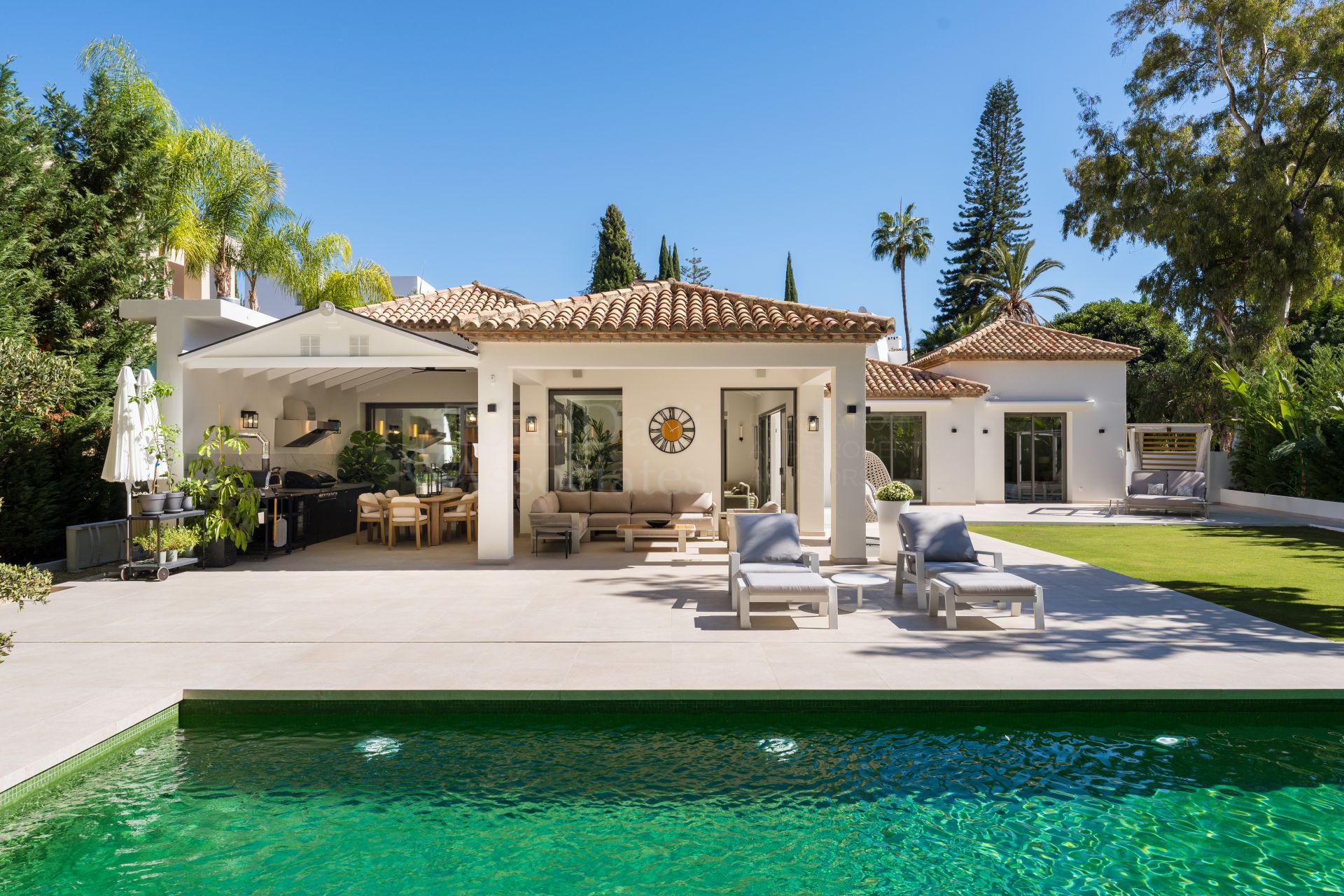 Villa in La Cerquilla, Marbella
