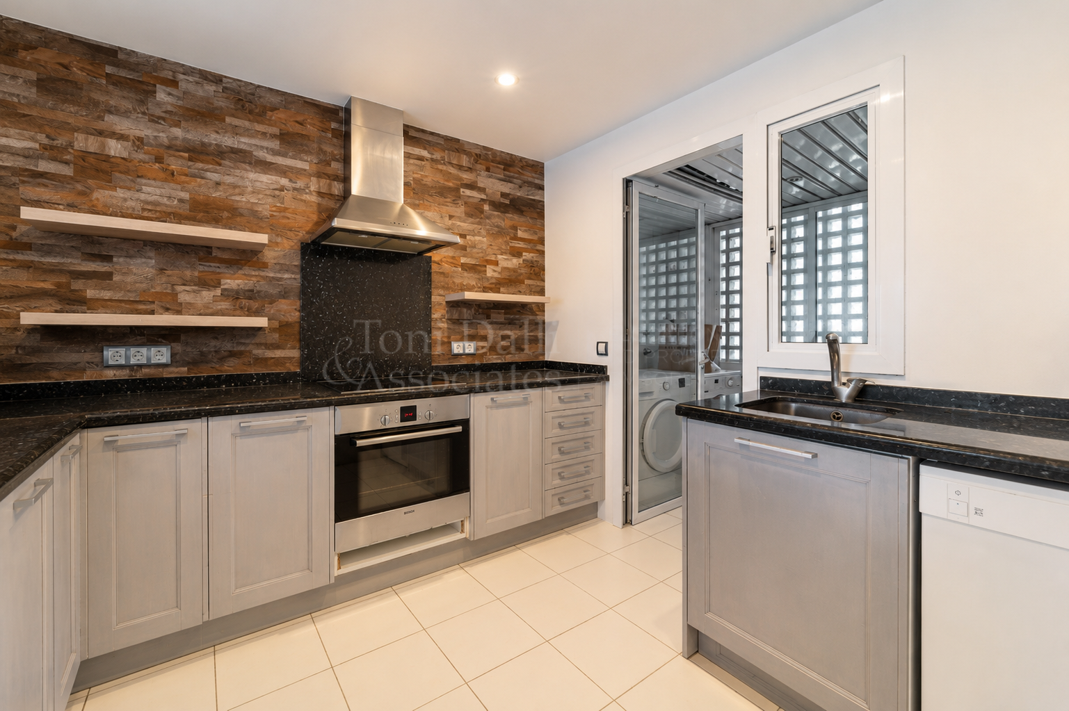 Apartment in Marina Puente Romano, Marbella