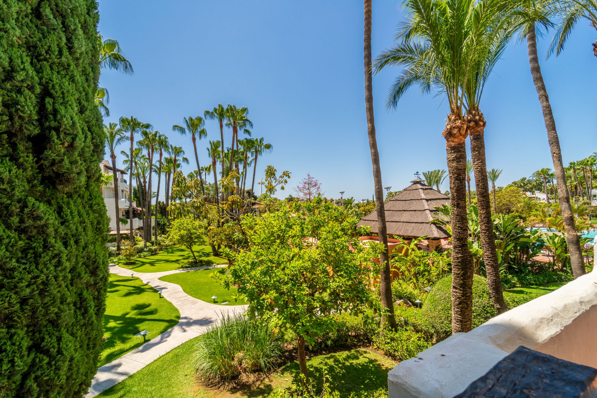 Apartment in Marina Puente Romano, Marbella