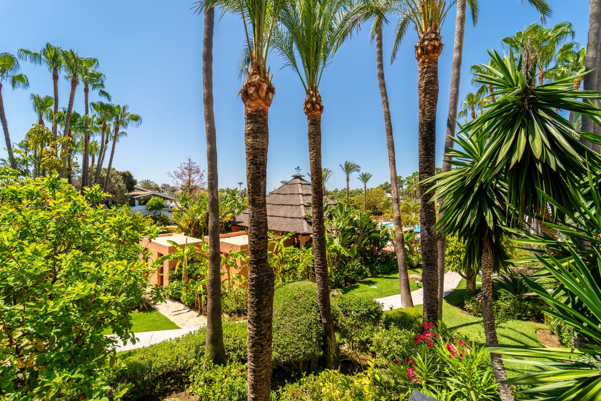 Apartment in Marina Puente Romano, Marbella
