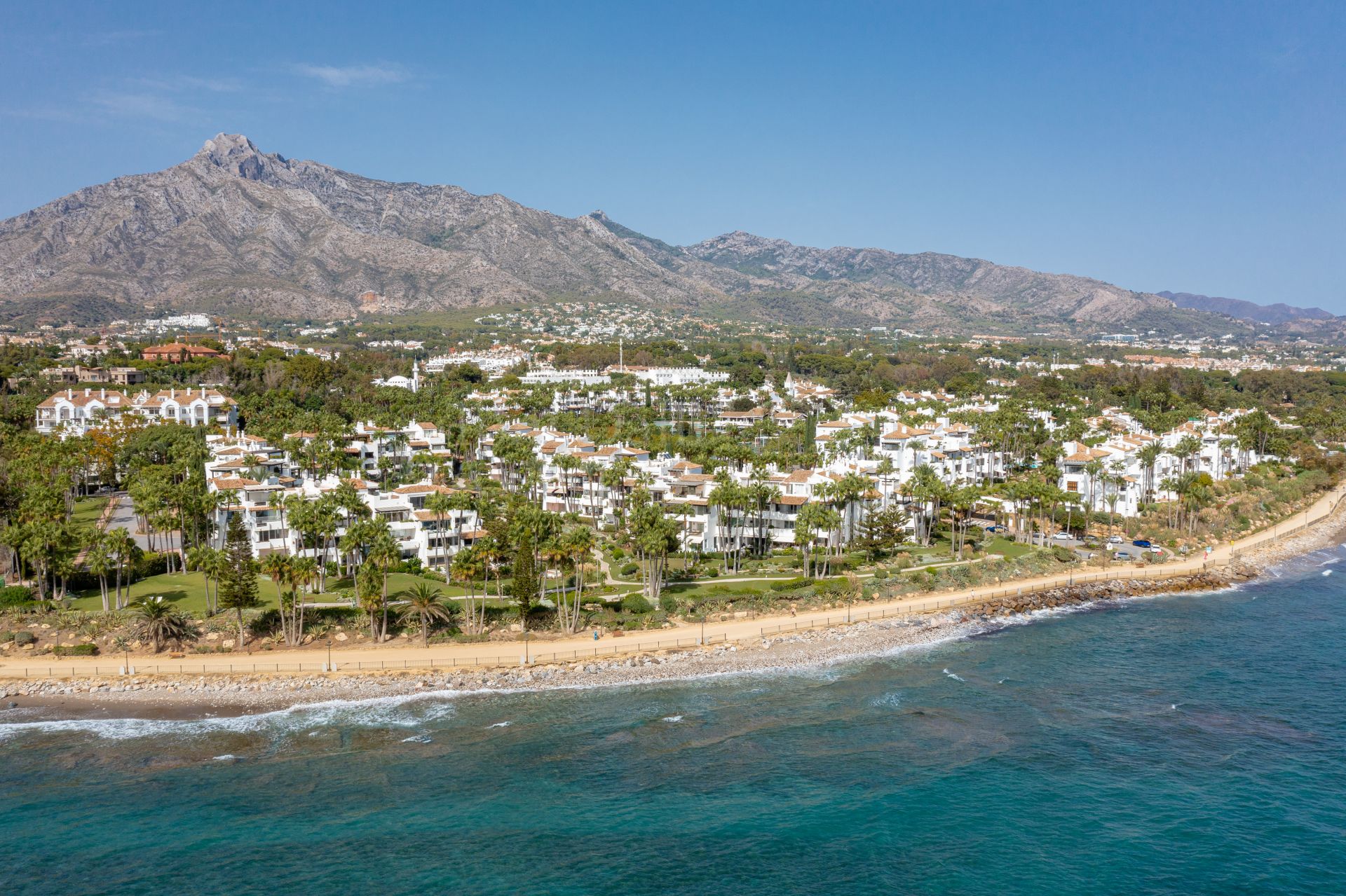 Apartment in Marina Puente Romano, Marbella