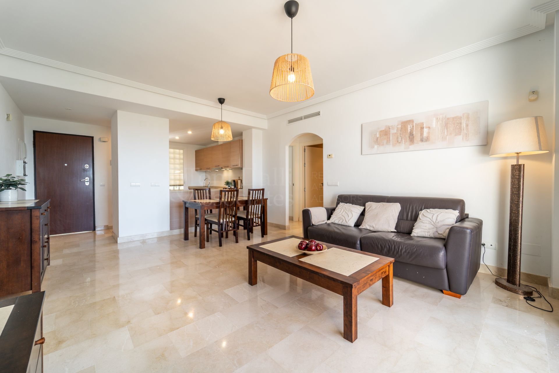 Penthouse in Las Encinas, Benahavis