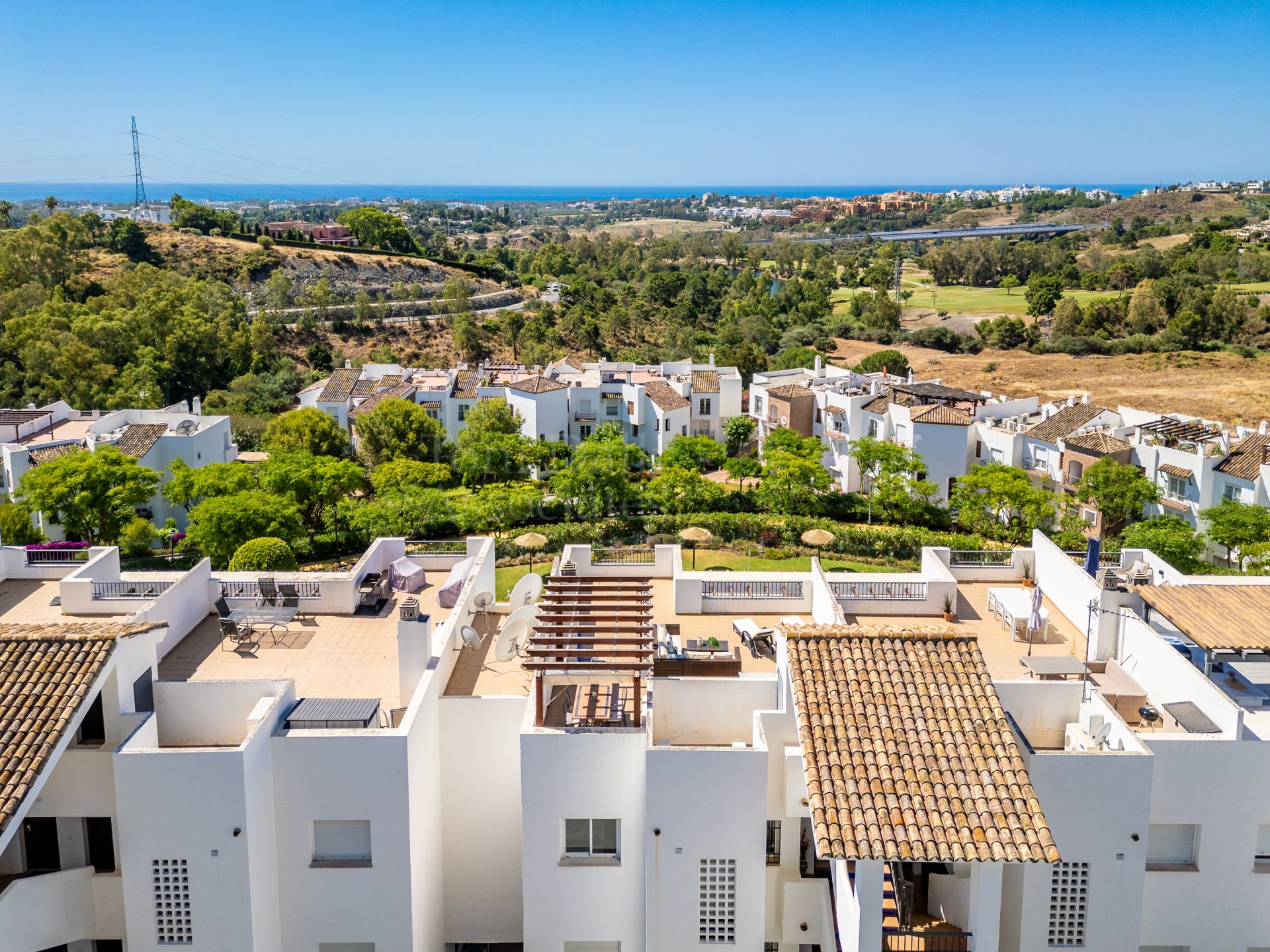 Penthouse in Las Encinas, Benahavis