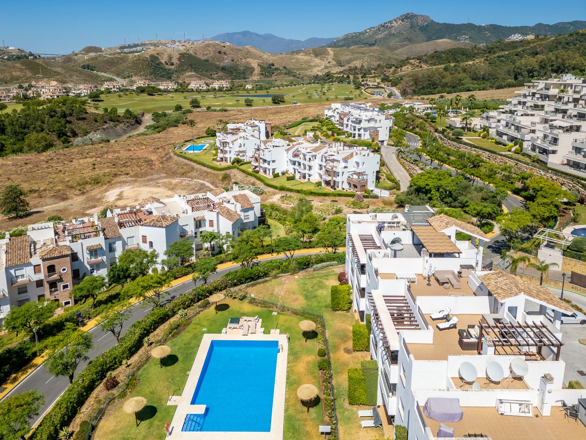 Penthouse in Las Encinas, Benahavis