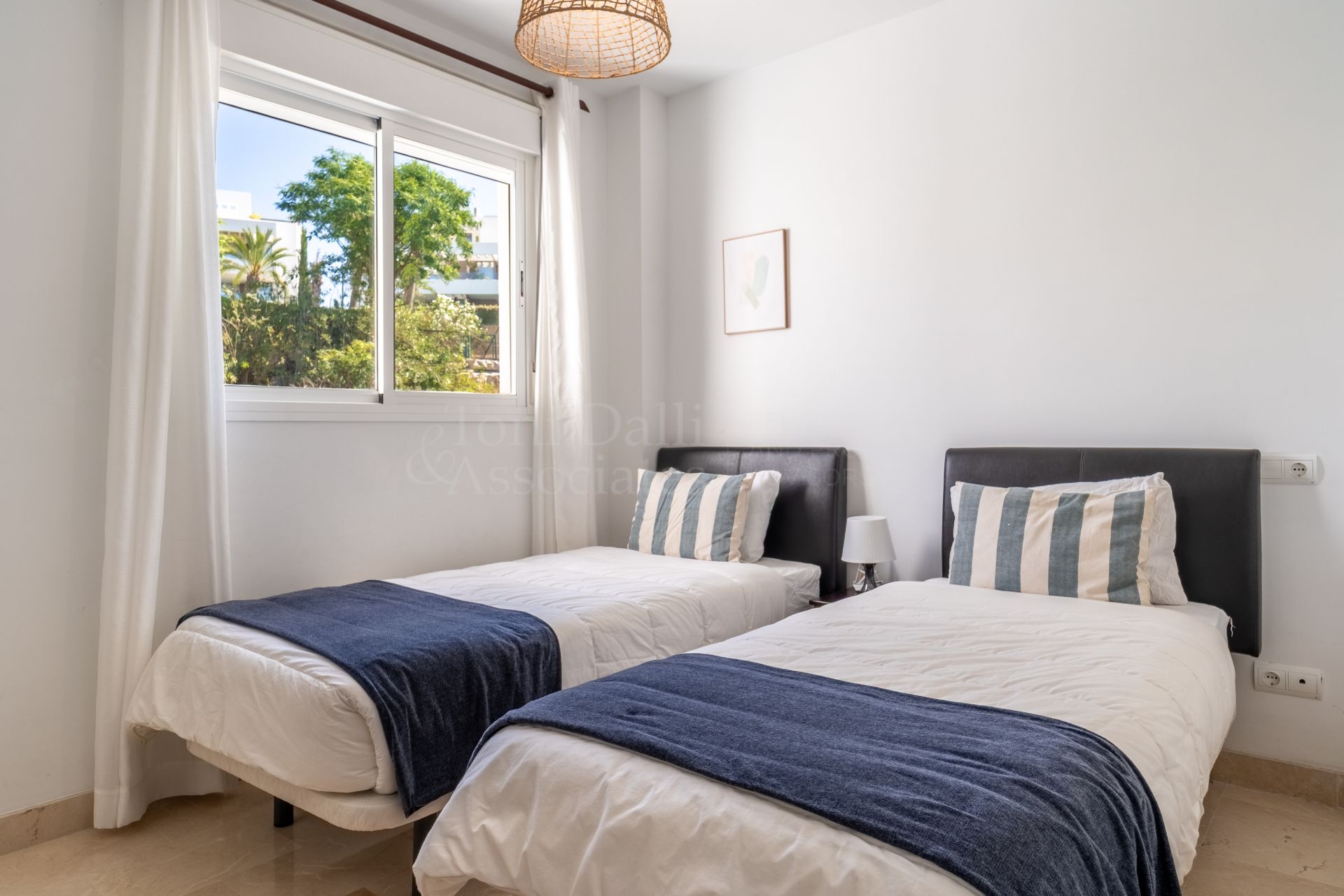 Penthouse in Las Encinas, Benahavis