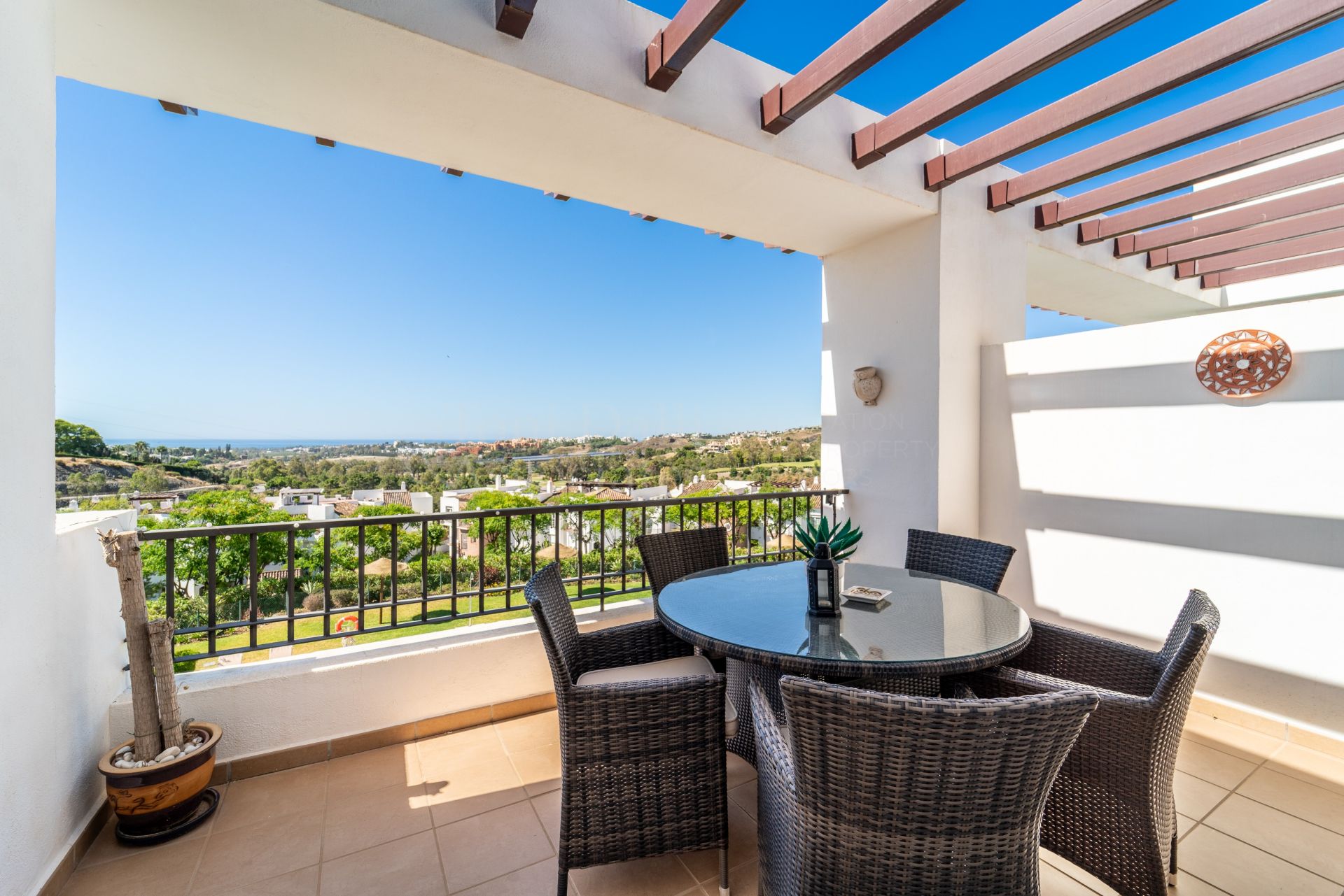 Penthouse in Las Encinas, Benahavis