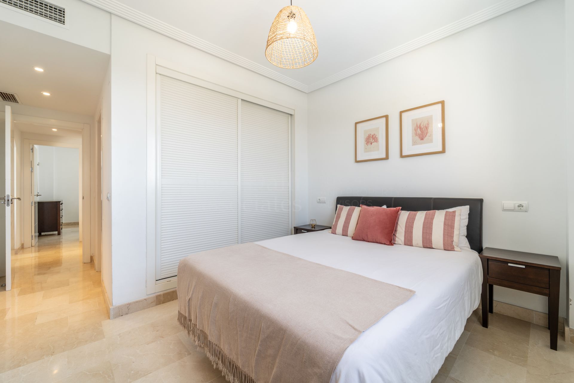 Penthouse in Las Encinas, Benahavis