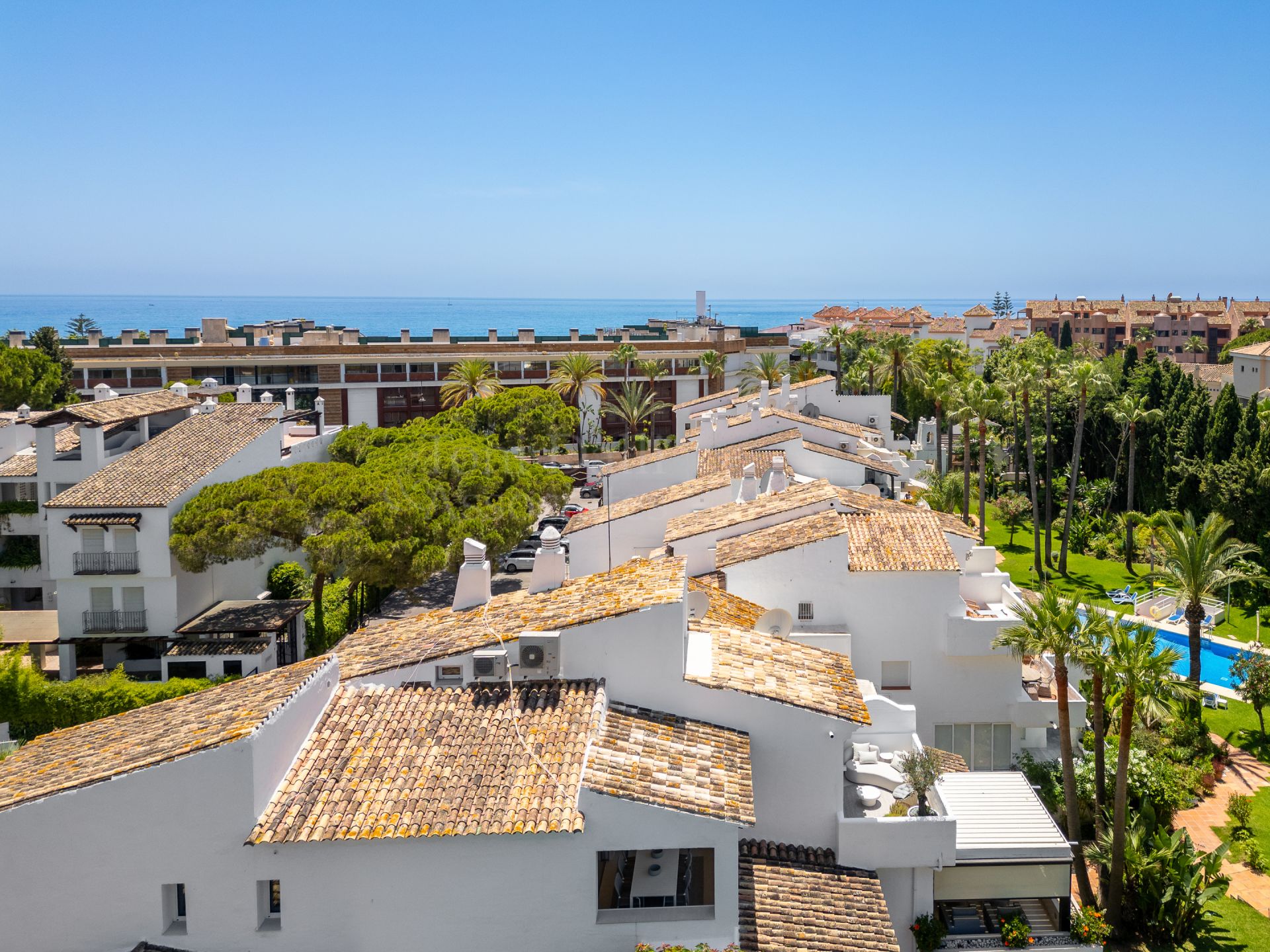 Duplex Penthouse in Jardines de las Fuentes, Marbella