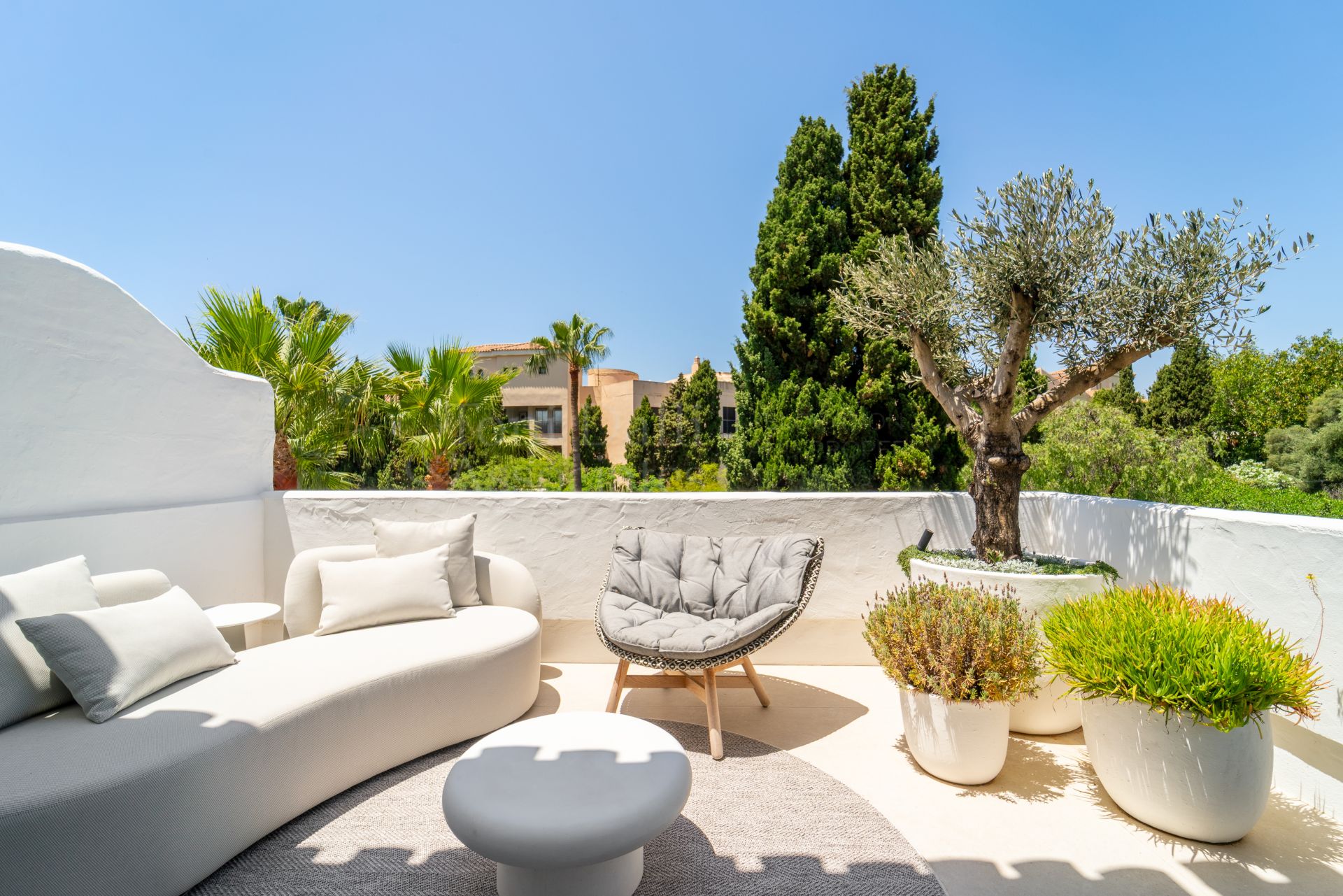 Duplex Penthouse in Jardines de las Fuentes, Marbella