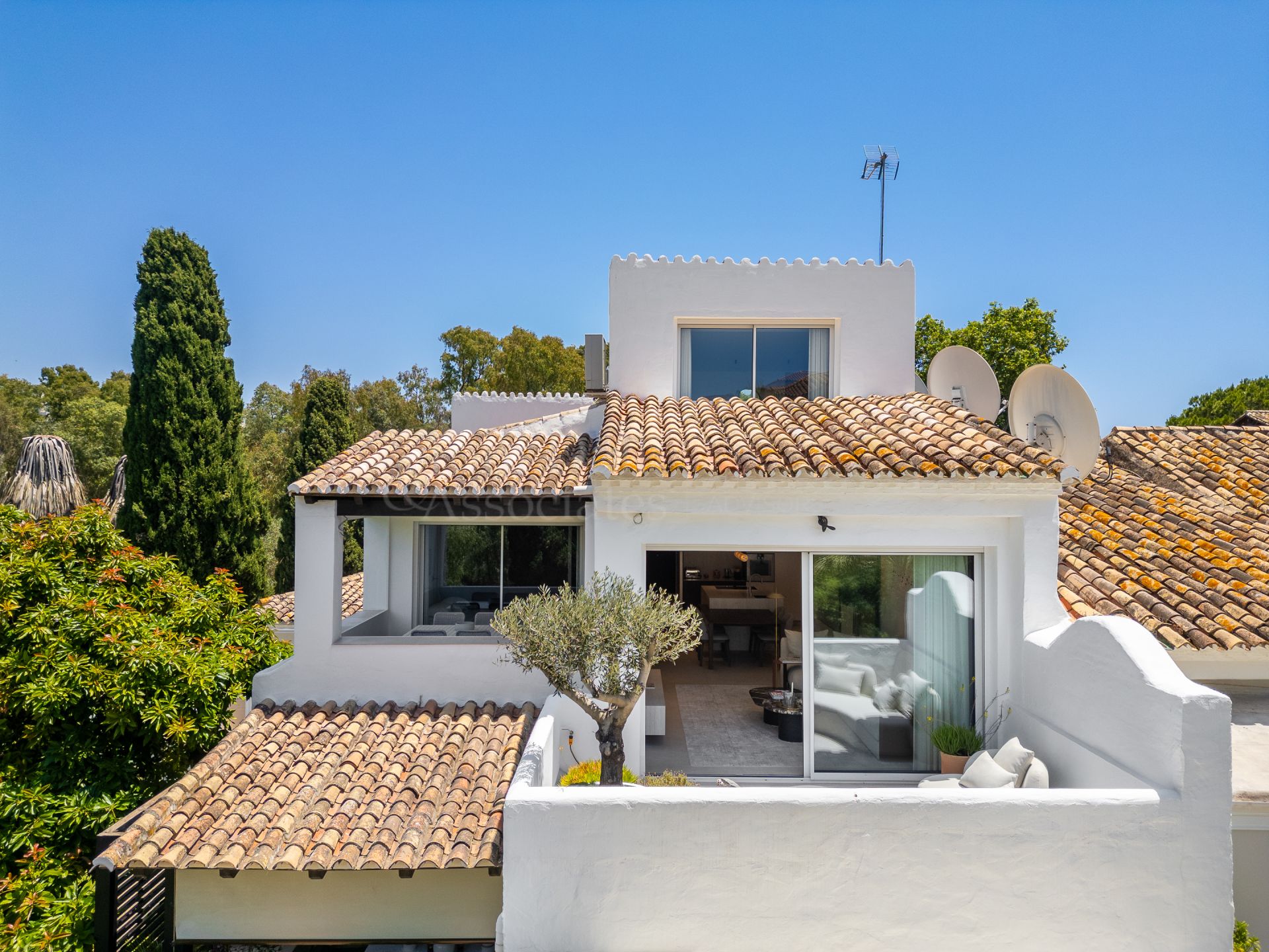Duplex Penthouse in Jardines de las Fuentes, Marbella