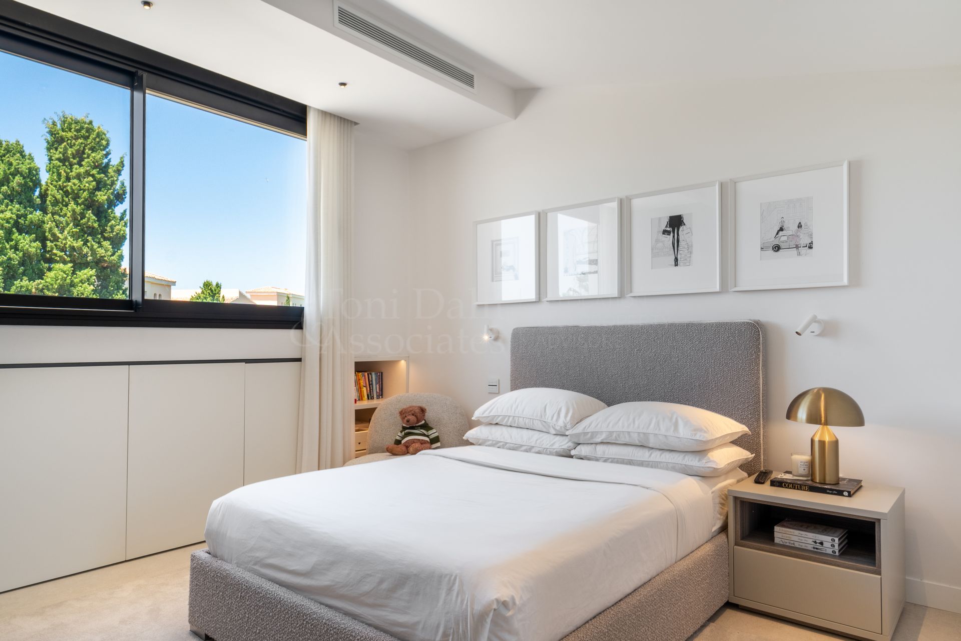 Duplex Penthouse in Jardines de las Fuentes, Marbella