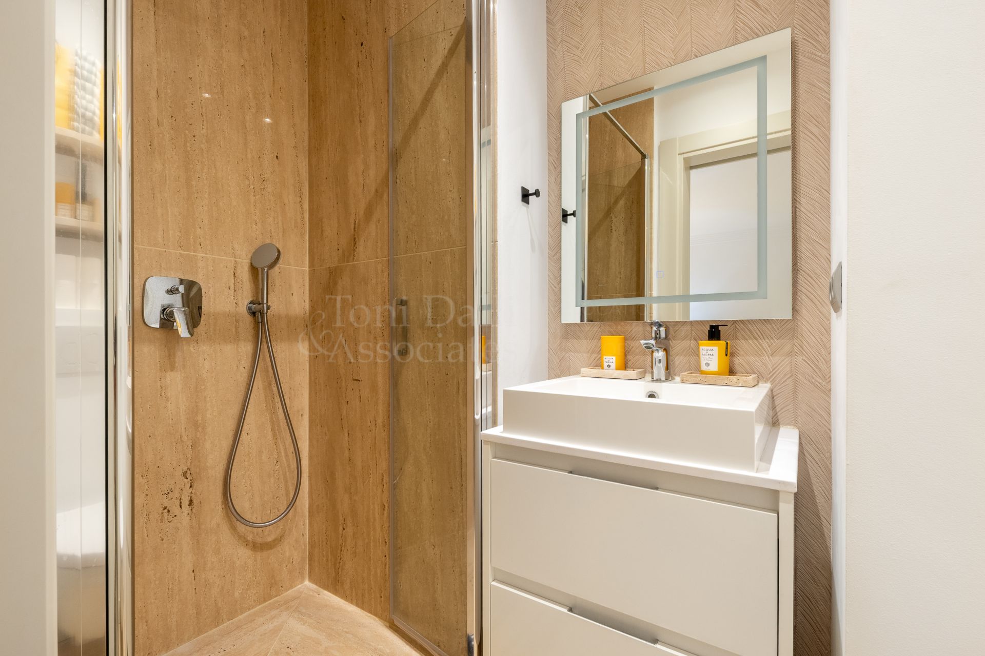 Ground Floor Apartment in Puente Romano II, Marbella