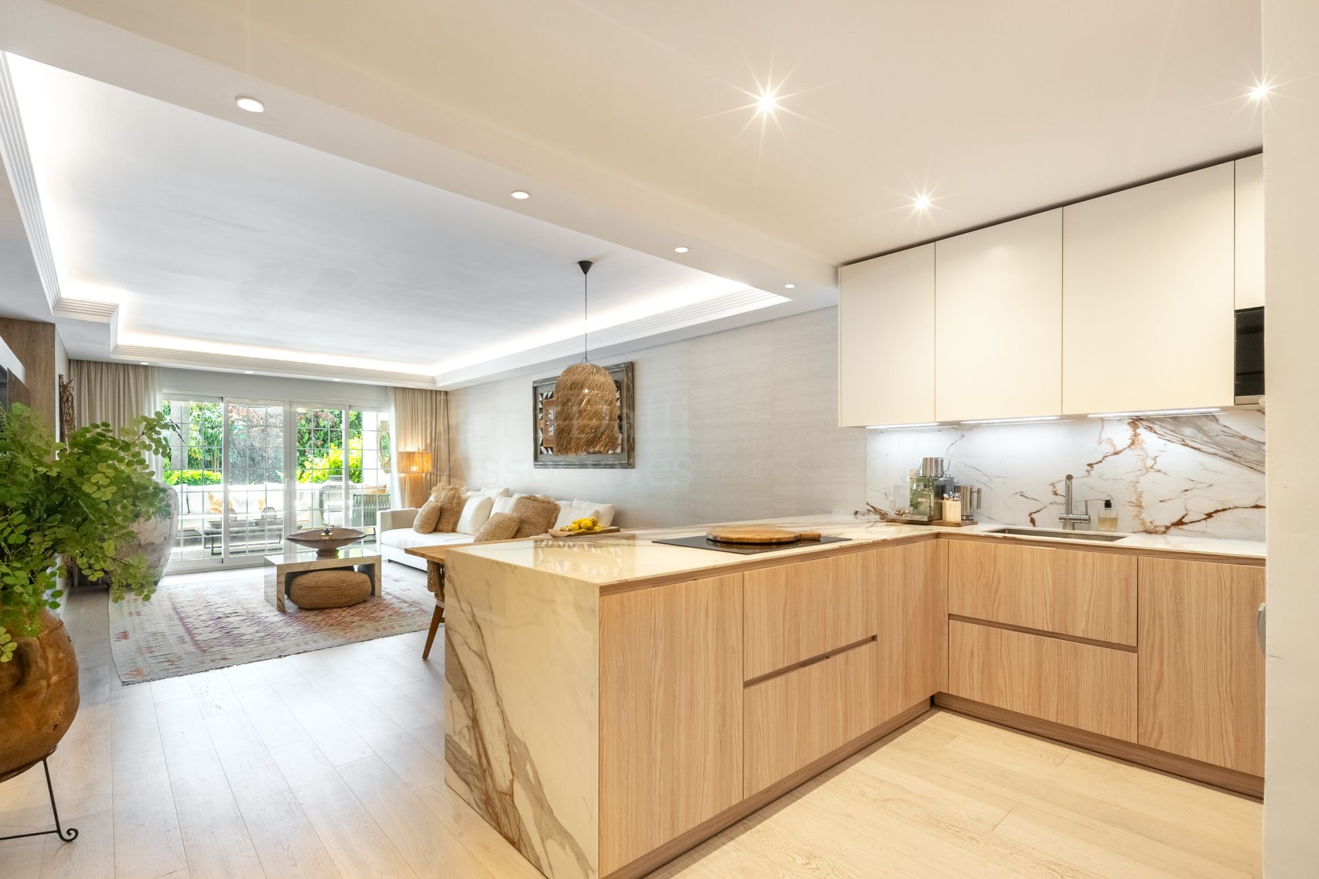 Ground Floor Apartment in Puente Romano II, Marbella